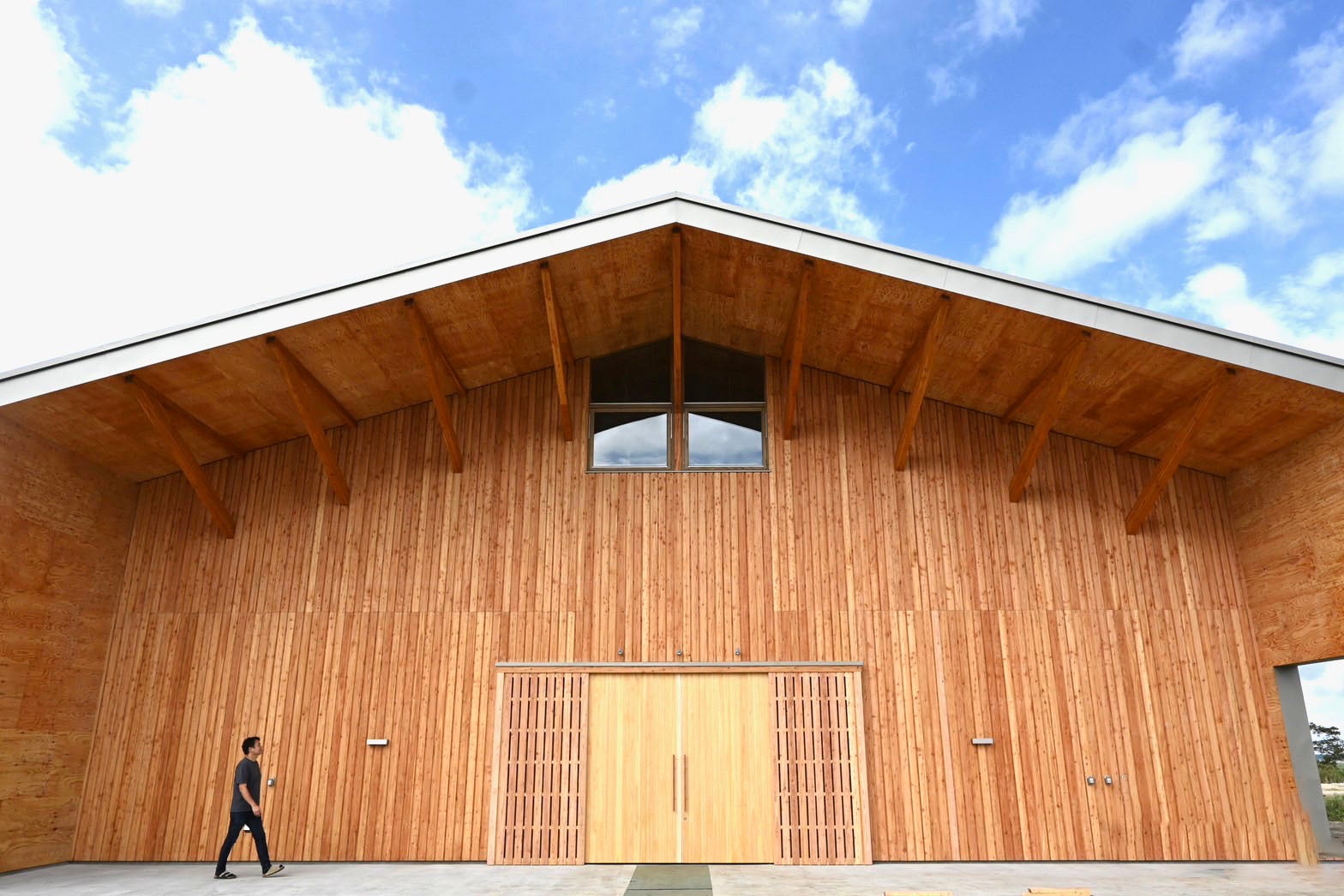 【八天堂店舗】期間限定「パンケーキなくりーむパン」を新発売～バターとハニーメープルの風味がふわり！秋冬のティータイムに～