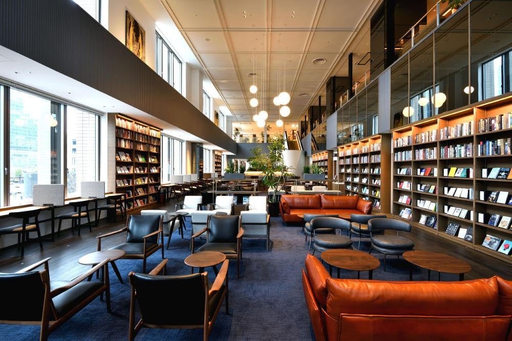 【初出店！】アールグレイ専門店が作る天然ベルガモット香る濃厚紅茶ソフト / 神秘のお茶バタフライピーで作った青いソフトを10月12日(木)～10月18日(水)まで京王百貨店聖蹟桜ヶ丘店にて販売！