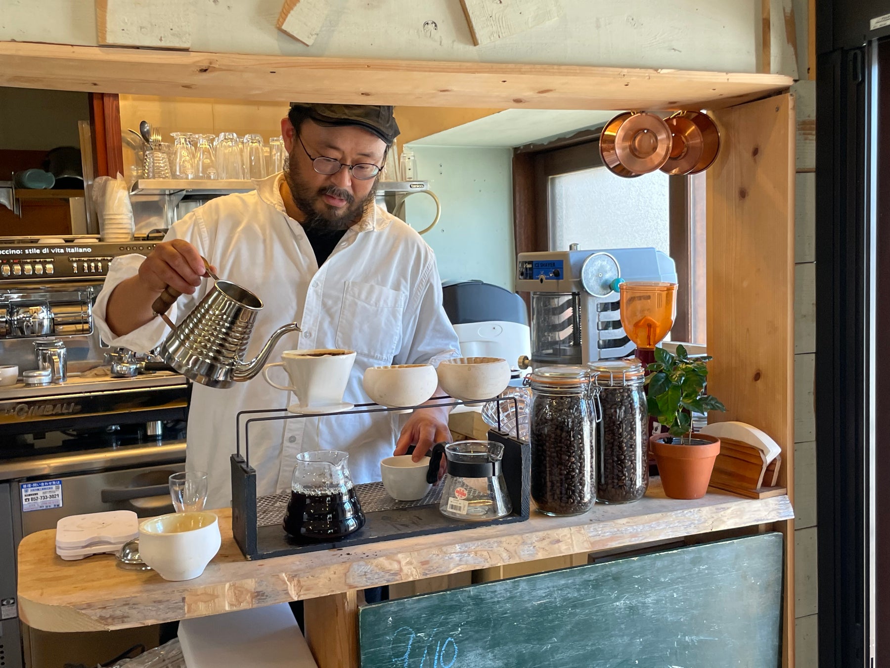 食欲の秋到来。物価高だからこそできた。肉を食べたい欲を満たす沖縄の教えと祖母の教えが作ったソーキカレー、スポーツの日に販売開始