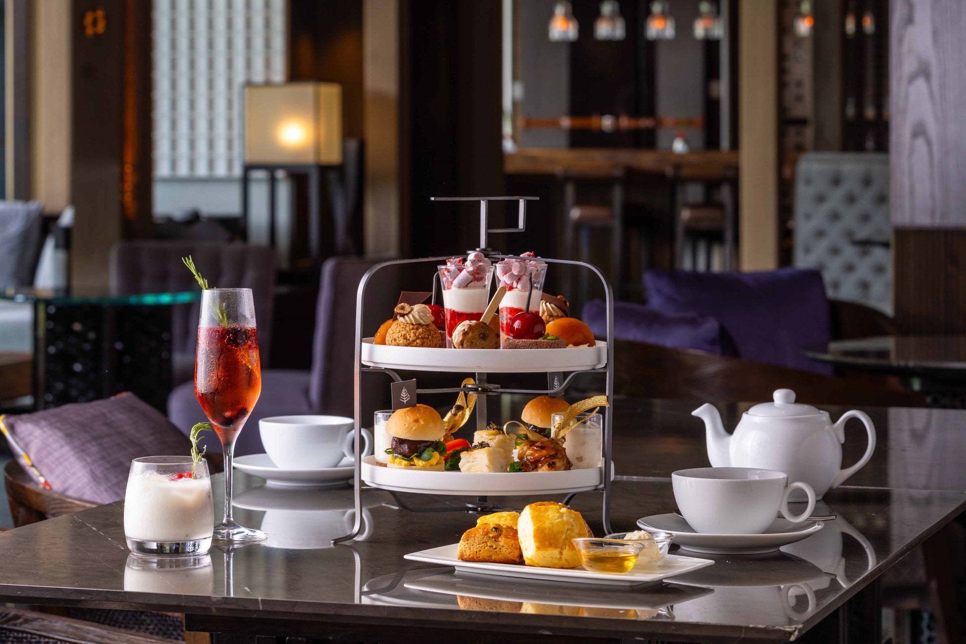 真っ白な雪の世界をイメージしたエレガントな「ホワイトアフタヌーンティー」12月1日よりスタート