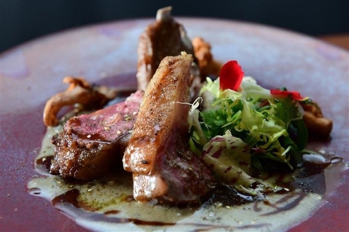 【リーガロイヤルホテル東京】レストランで過ごす贅沢なひととき「クリスマスメニュー2023」