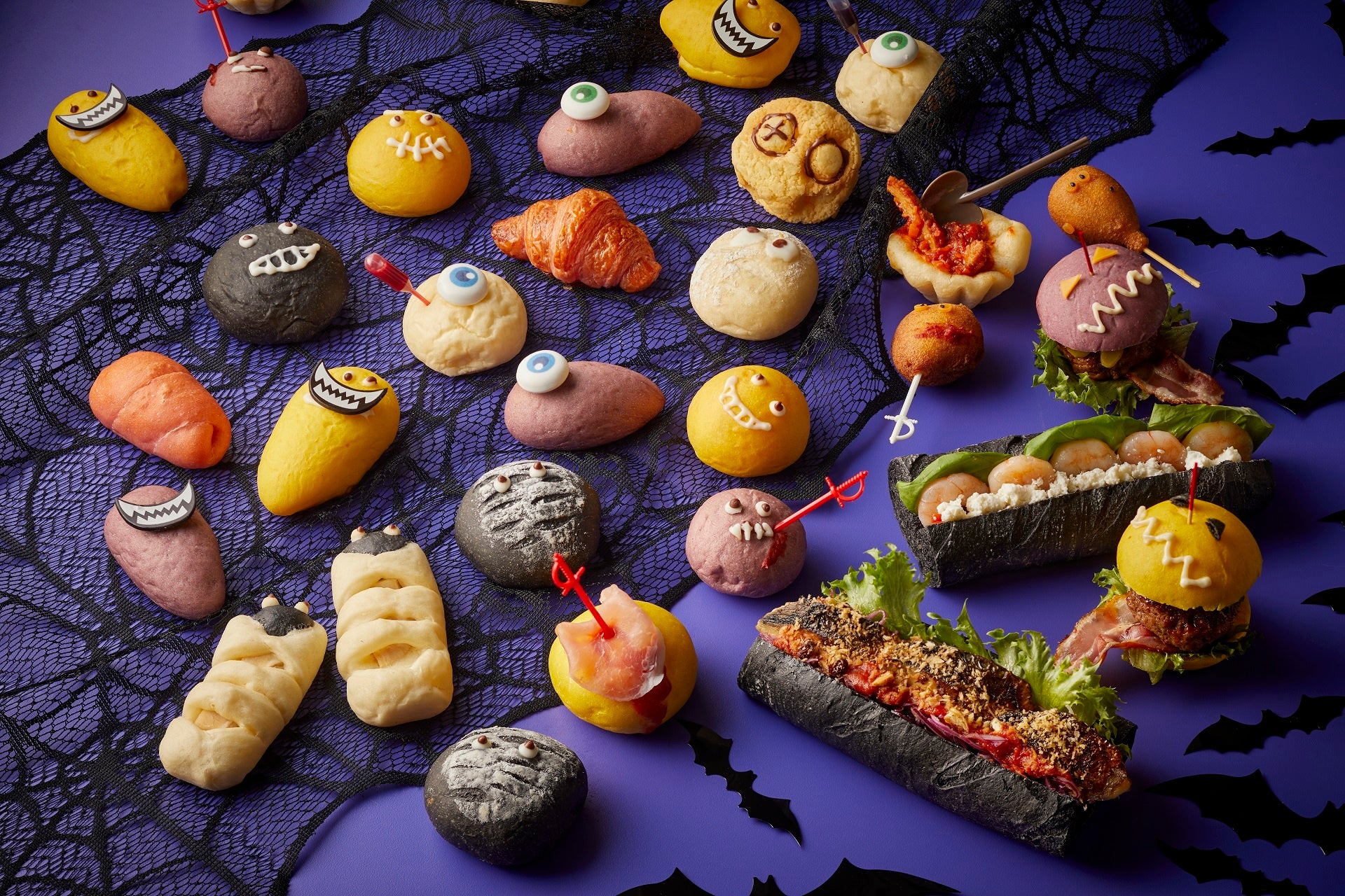 パッケージデザインが6年ぶりにリニューアル！新デザインの紙袋やドリンクカップ、ポテトやバーガーのパッケージを全国のマクドナルド店舗にて順次提供します！