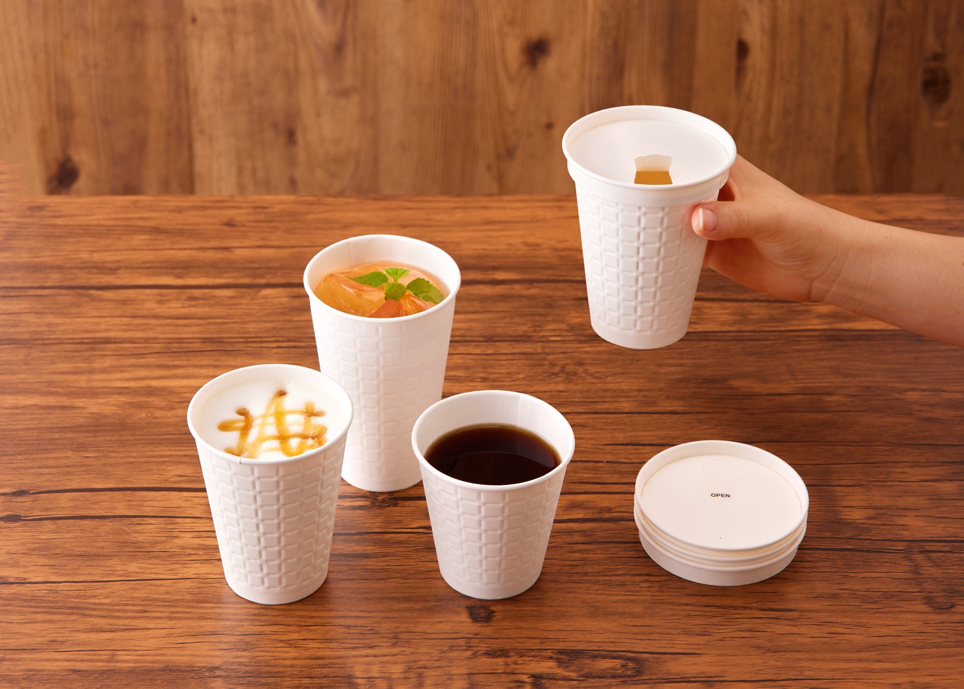 新進気鋭のパティシエ　角島瑞希が教える絶品シュークリームレシピ！　『ちょっと贅沢なとっておきのレシピ 至福のシュークリーム』が発売