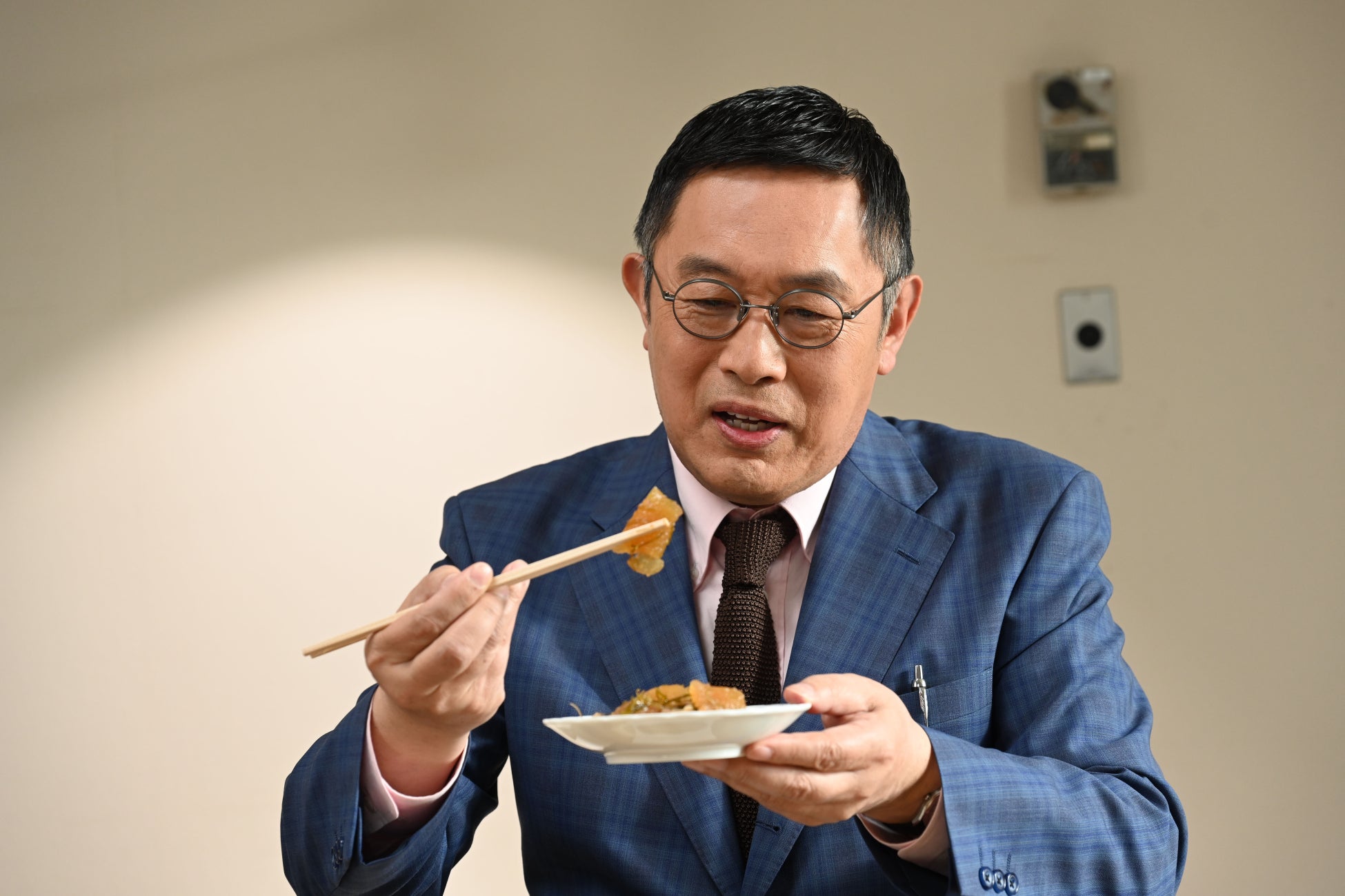 まるでゴディバのチョコレートそのものを食べているかのような贅沢な味わいのアイス「香ばしナッツのチョコレート」