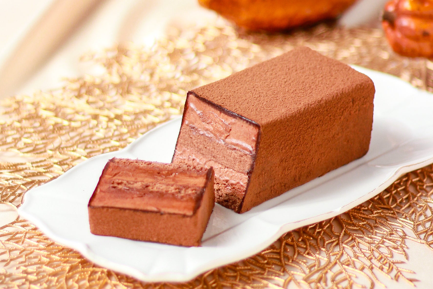 【京都・洋菓子のバイカル】秋冬限定なめらかな生チョコレートケーキ「ショコラクリュ」 店舗から全国へ発送対応開始！