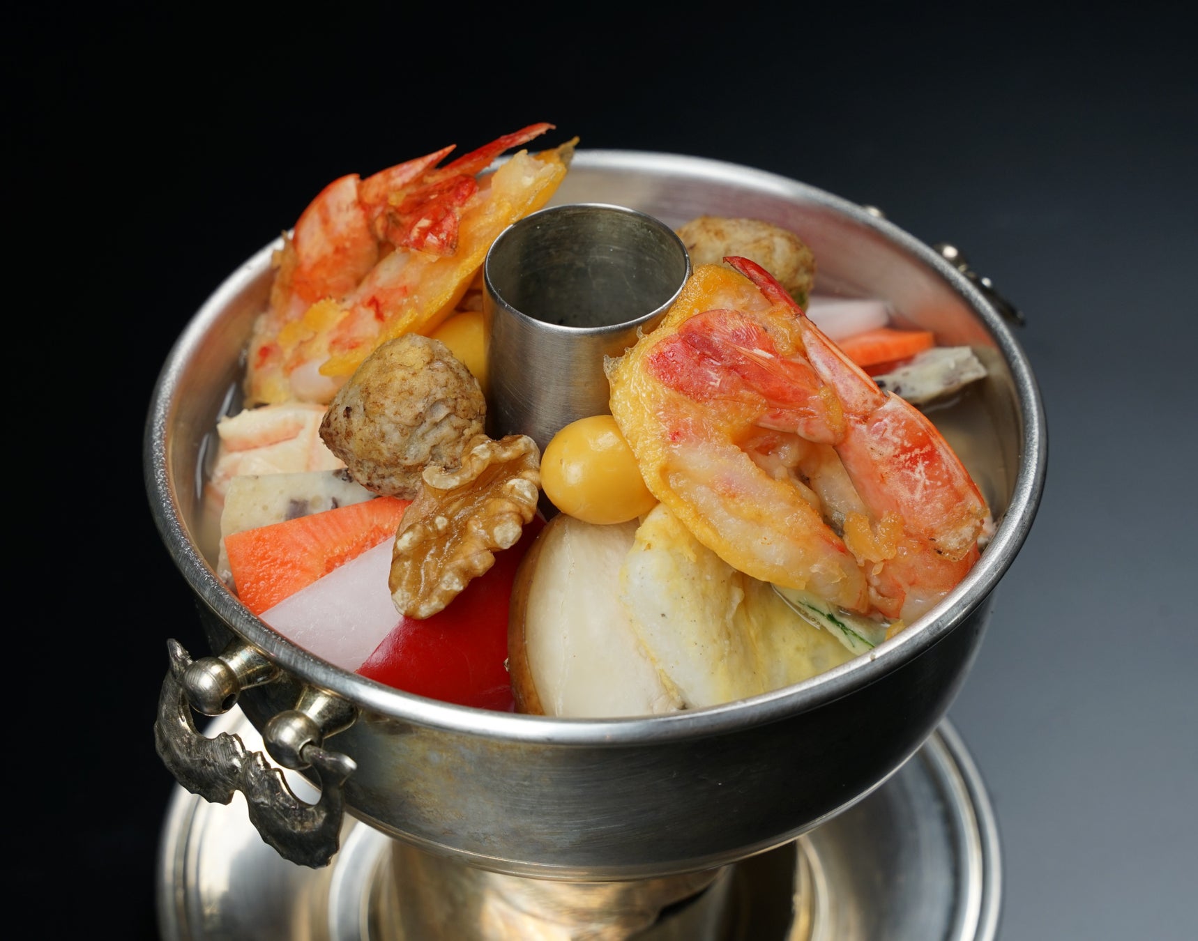 「KOREAN IZAKAYA ジャン GEMS田町」にて韓国の宮廷料理を代表する鍋料理「シンソンロ（神仙炉）」提供開始！