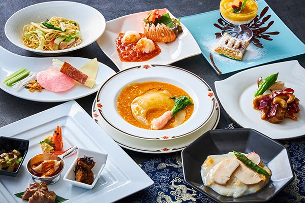 (横浜ロイヤルパークホテル】地上268mからの景色を眺めながら味わう いちごづくしのメニュー「天空のチャイニーズアフタヌーンティー “彩りいちごと夢幻の凛空(りく)”」販売