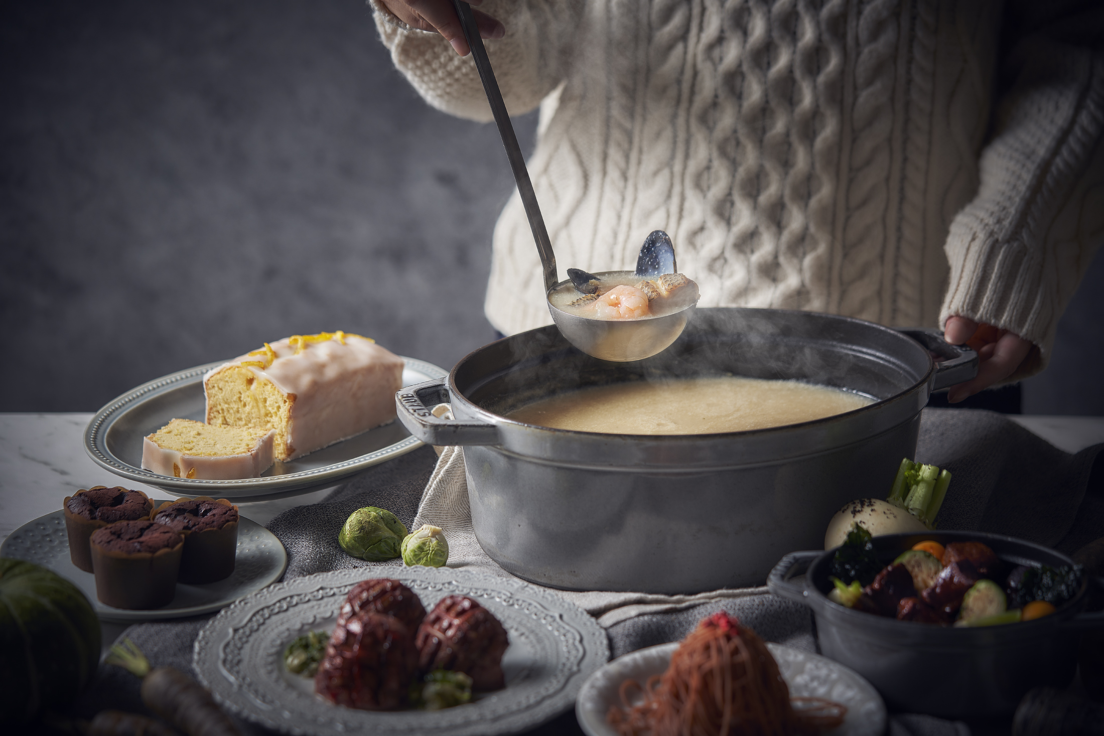 厳冬から開花を始める花を愛でる温泉旅へ。 水仙を愛でる旅の拠点にお薦め、 福井県と和歌山県の大江戸温泉物語の2つの宿。