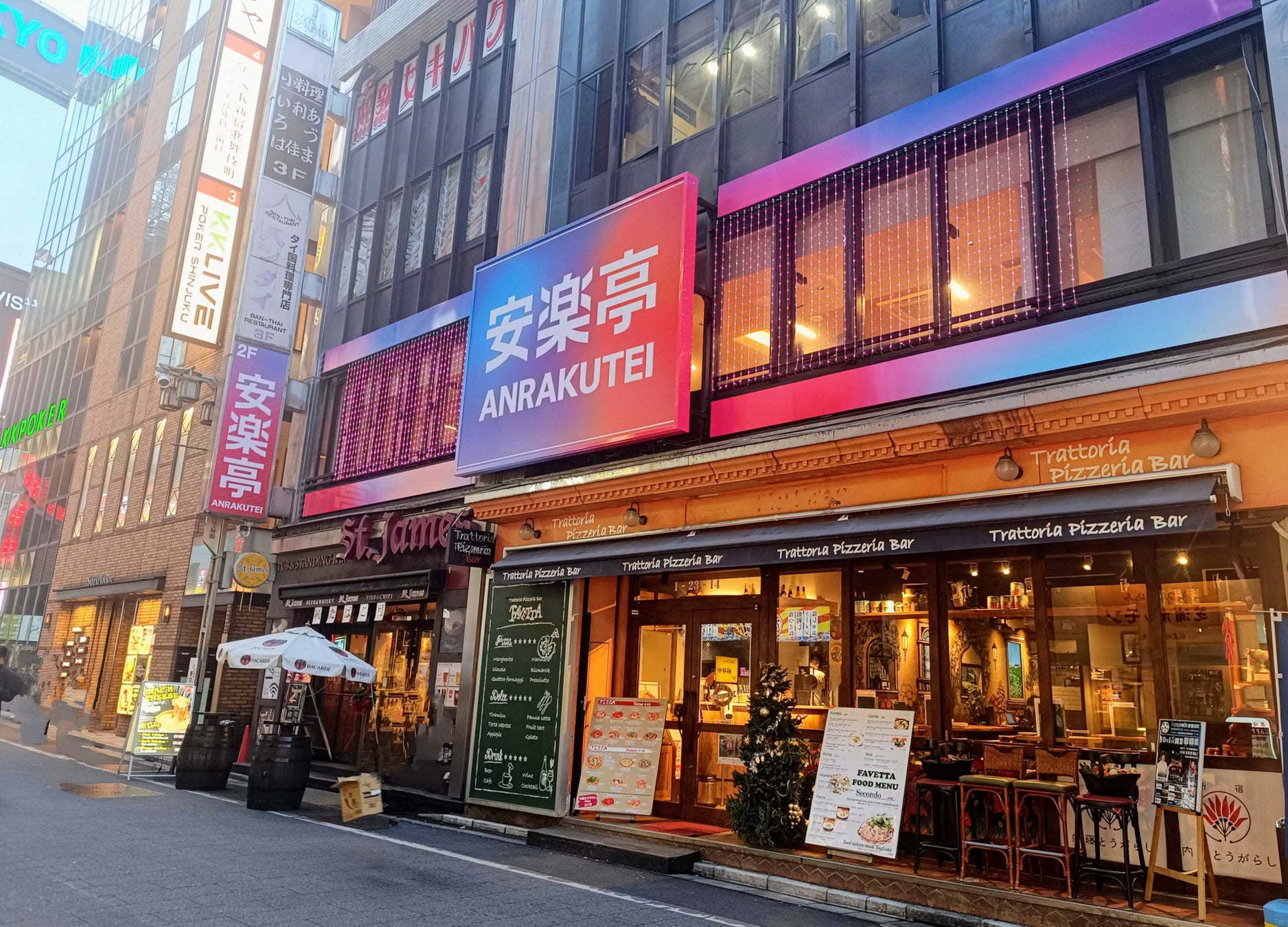 ポチャ（韓国屋台）料理とアルコールバー、そして焼肉！ポップでスタイリッシュな東京の新スポットに生まれ変わった、安楽亭 歌舞伎町店がついに12月15日（金）オープン！