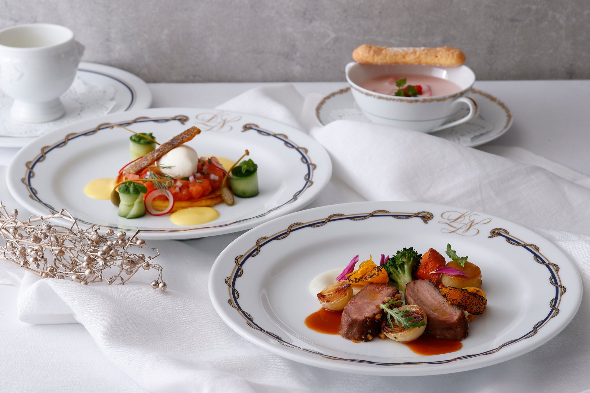 “金沢らしさ”を豪華に楽しめる、Premium Dish 『細巻き寿司８皿セット』の提供をスタート。