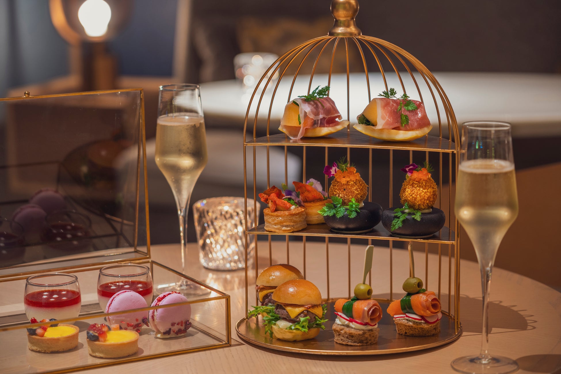 ステーキレストランBLT STEAK GINZAにて『STRAWBERRY FAIR 2024』1月15日(月)より期間限定開催