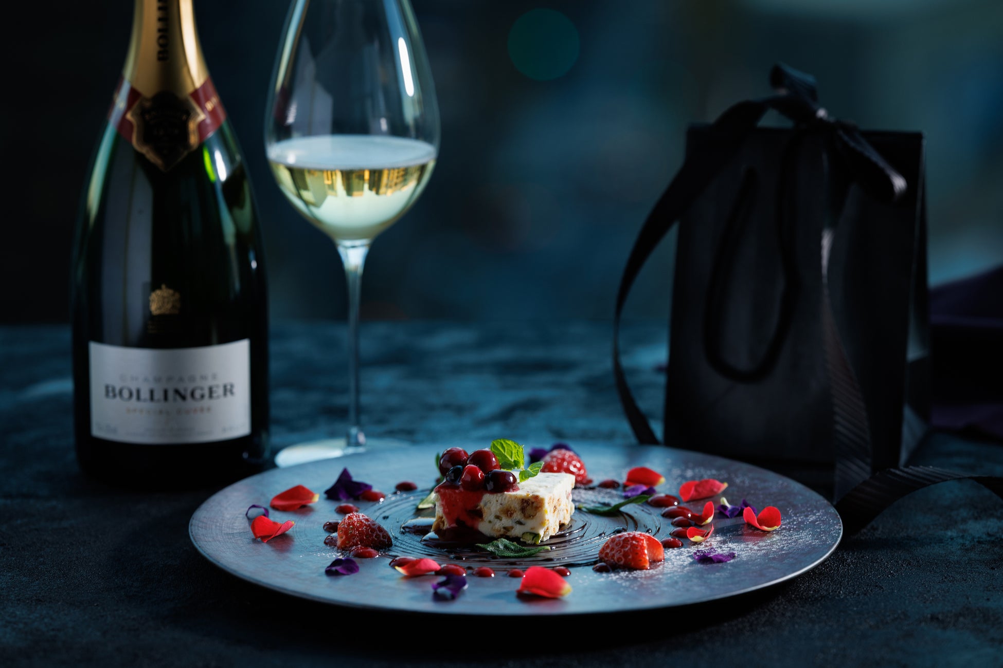 地域と連携 EV車お披露目会実施[神奈川]　「地球温暖化」「2024年問題」解決へ