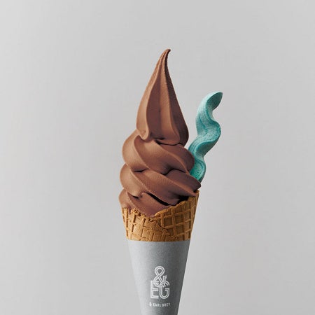 2月22日の猫の日に向け盛り上がる猫グッズ、ワインラベルにも！
捨てられるはずのドイツのブドウから生まれた猫ワイン2万本突破