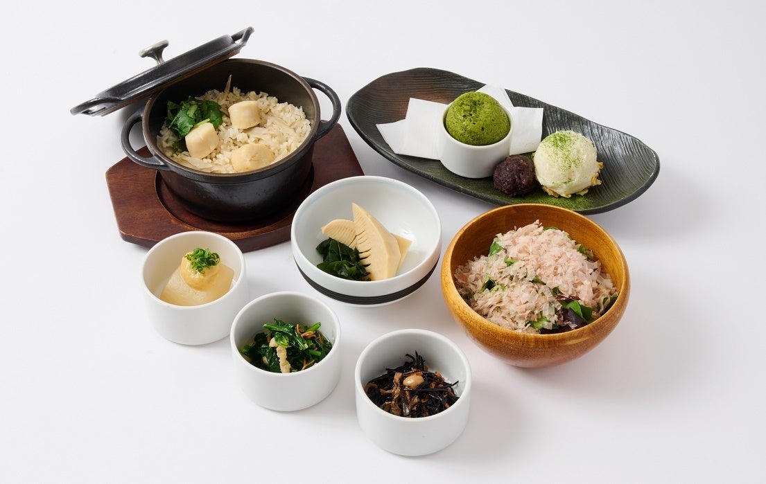 【名代とんかつ かつくら】京の食文化を発信。あべのハルカスダイニング店にて、京漬物を週替わりでご提供いたします。