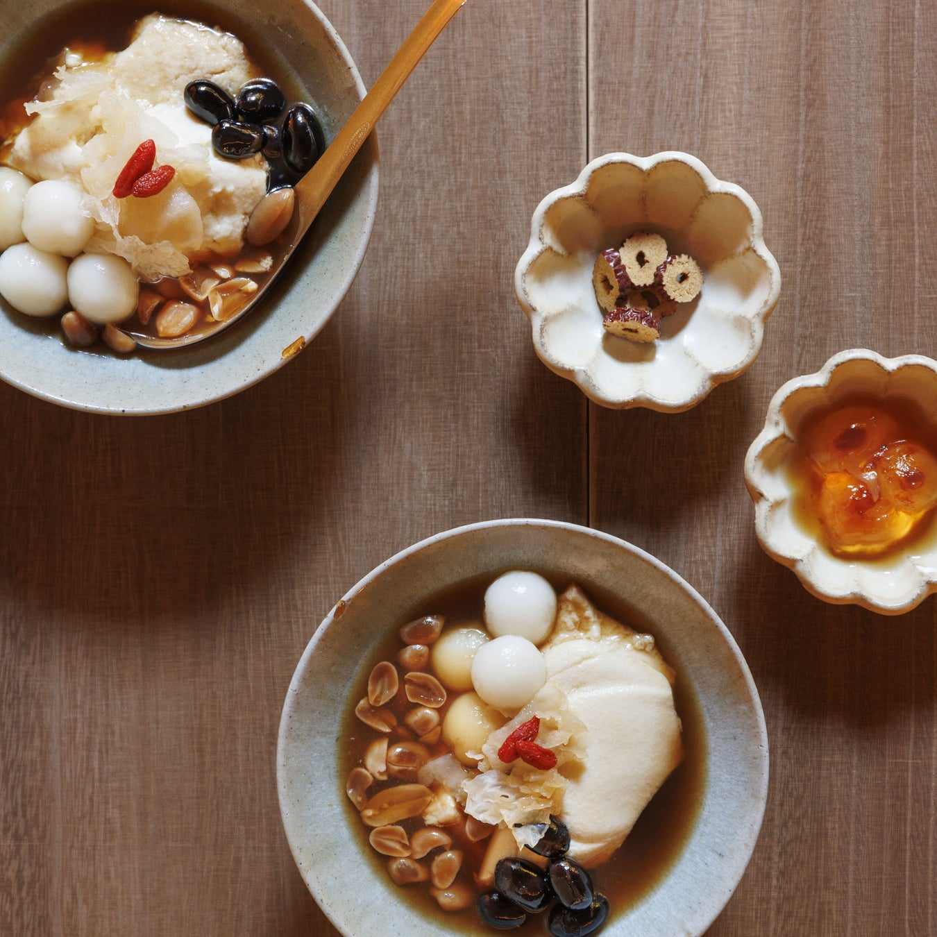 ＼ 食べる伊右衛門！！ ／こだわり抹茶とほうじ茶を使用した
『伊右衛門　クリームサンドアソート』新発売！