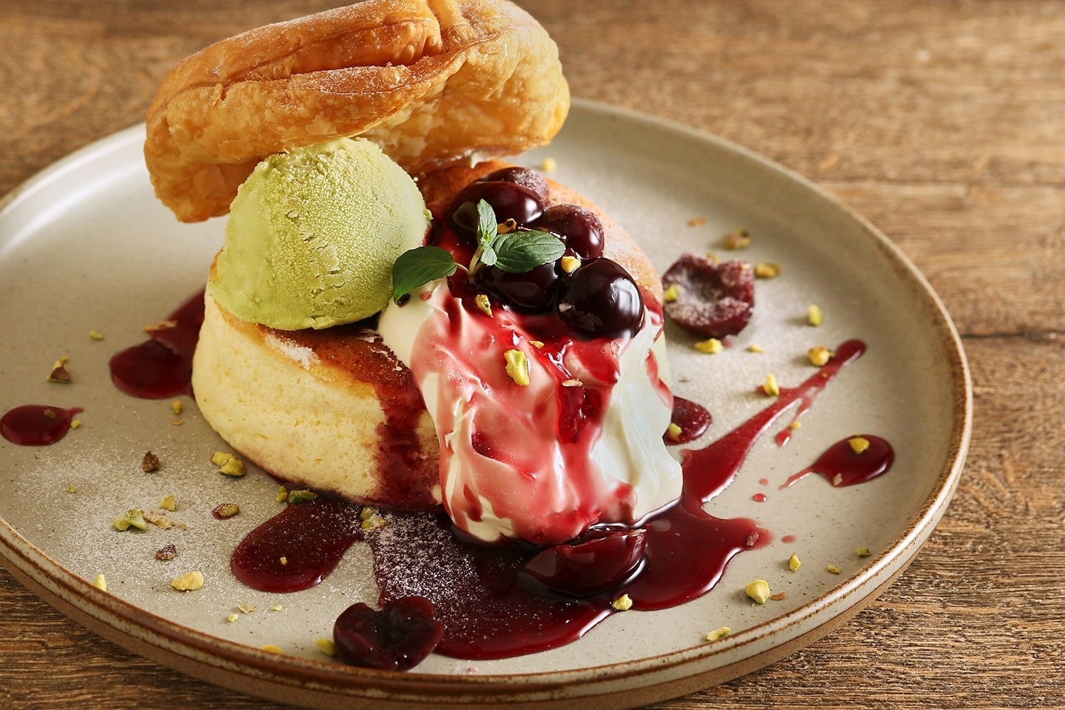 元祖からあげ本舗だるま、横浜家系ラーメン吟家店舗前に冷凍自販機ど冷えもんが3店舗同時オープン！