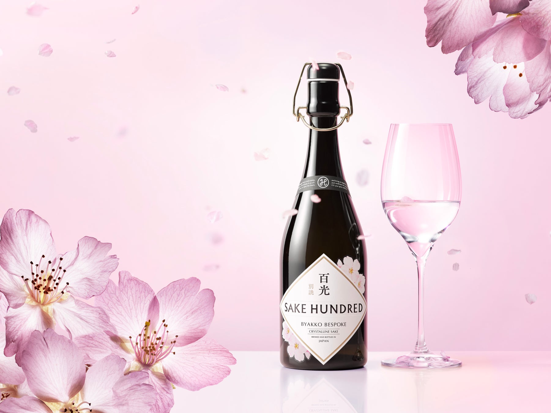 春だけの特別な装い。日本酒ブランドSAKE HUNDREDの「Spring Collection 2024」が3月21日より数量限定発売