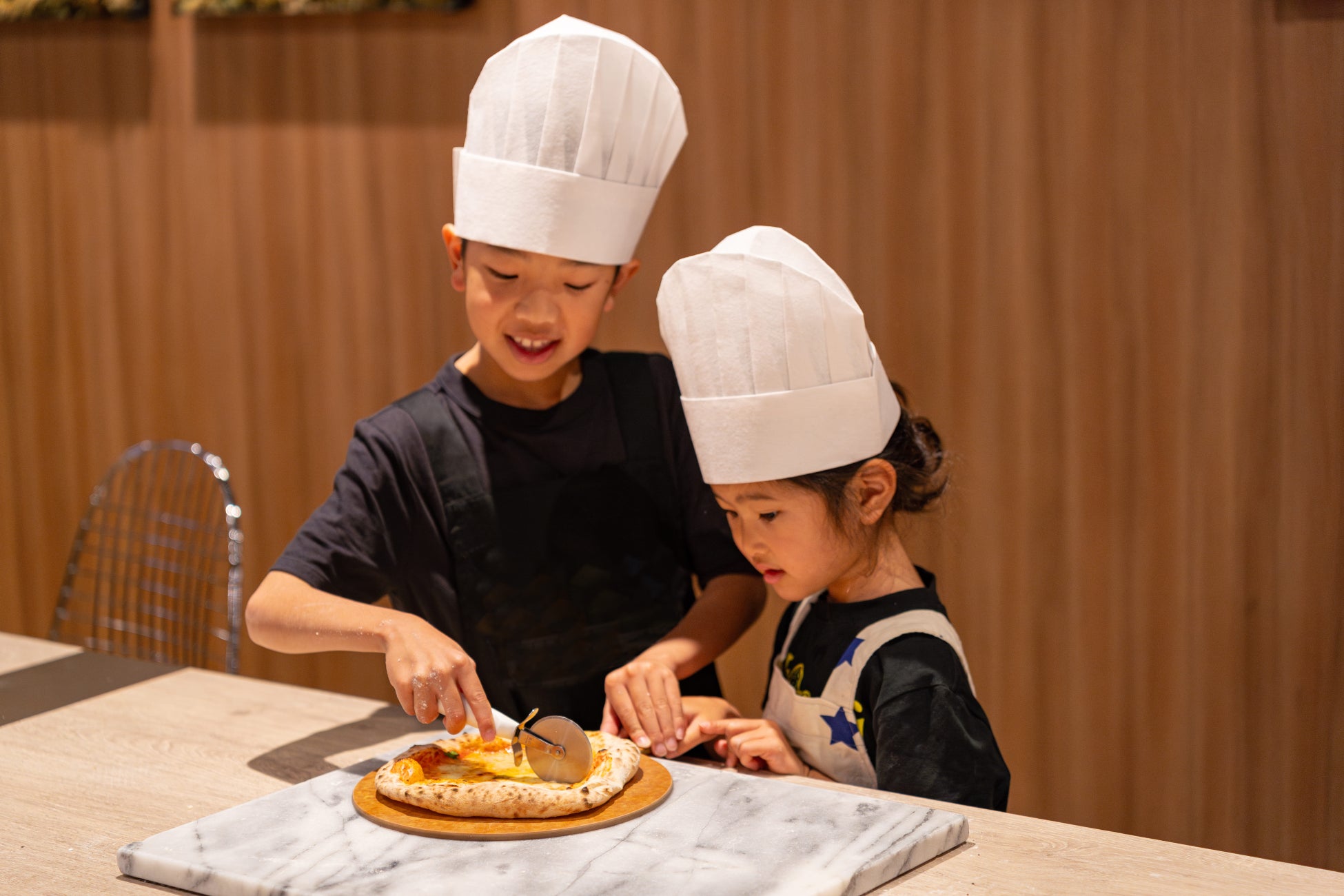 【新宿プリンスホテル】≪ゴールデンウィーク企画≫お子さまが主役の「食」の体験イベント「ランチブッフェ付きピザ作り体験」を開催