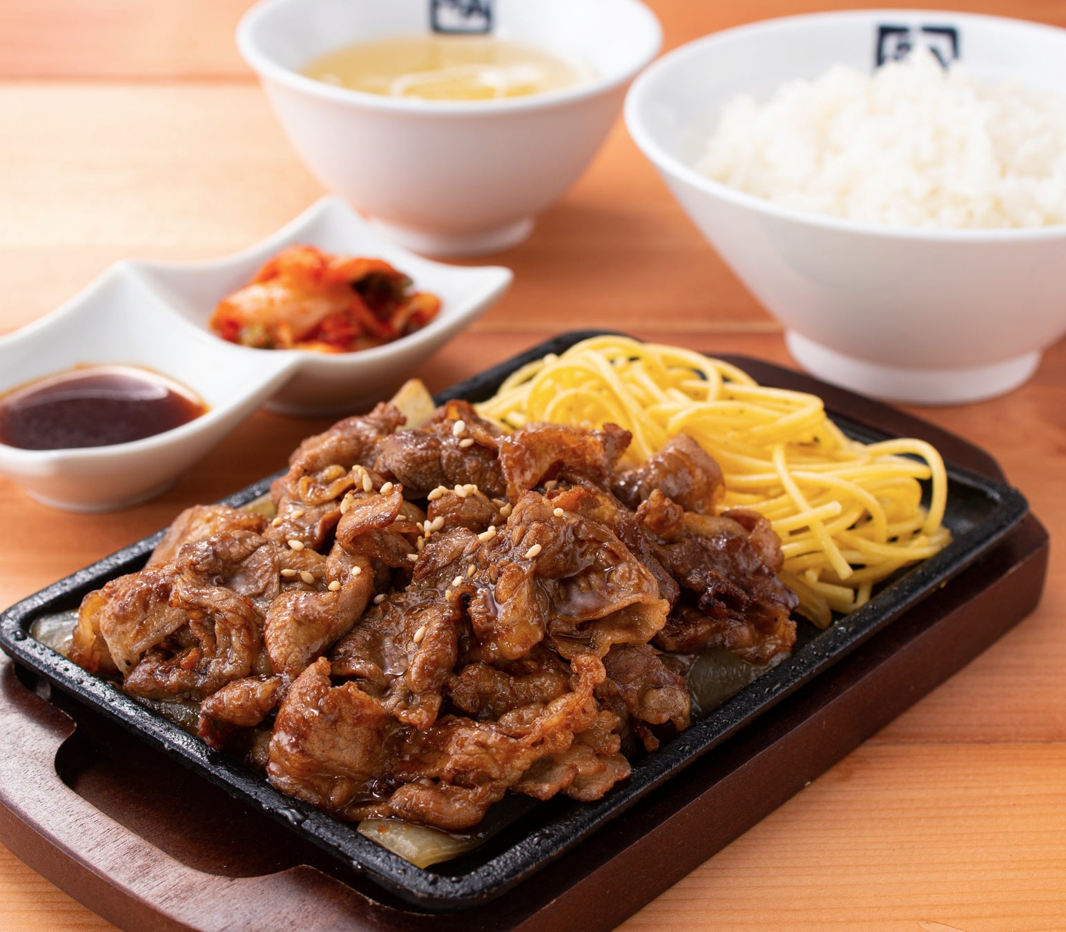 地球にいいこと、少しずつ。「マイ容器利用サービス」を限定店舗にて開始。