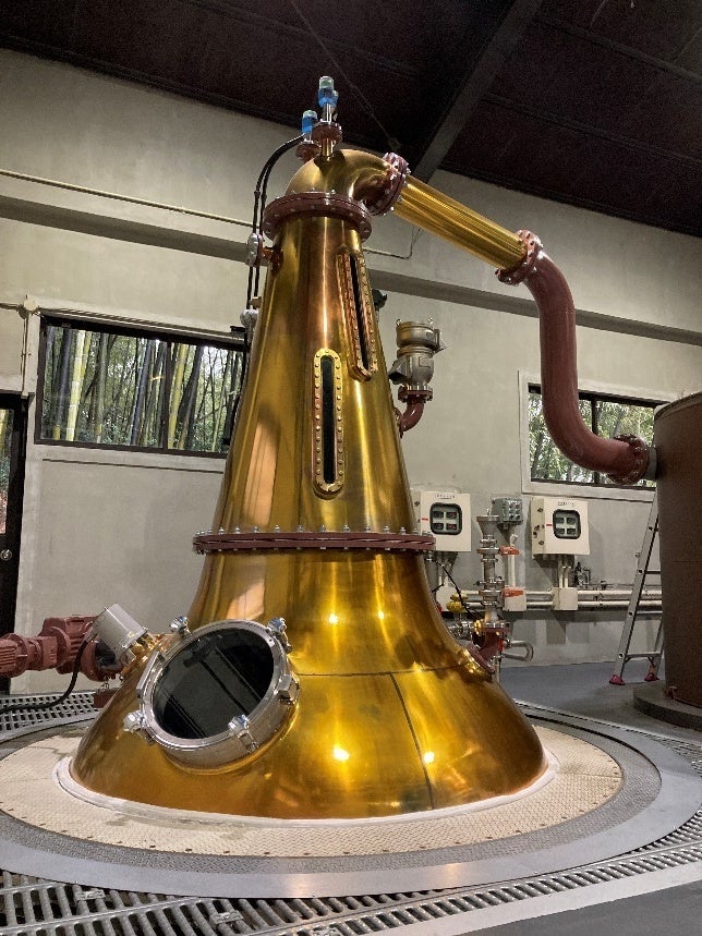 “グリーンで美味なウイスキーづくり”を目指し世界初※３ウイスキーの水素「直火蒸溜」実証実験に成功