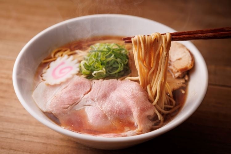 【やおやが本気で作ったりんご飴店 ‐やおりん‐ 】渋谷公園通りにグランドオープン