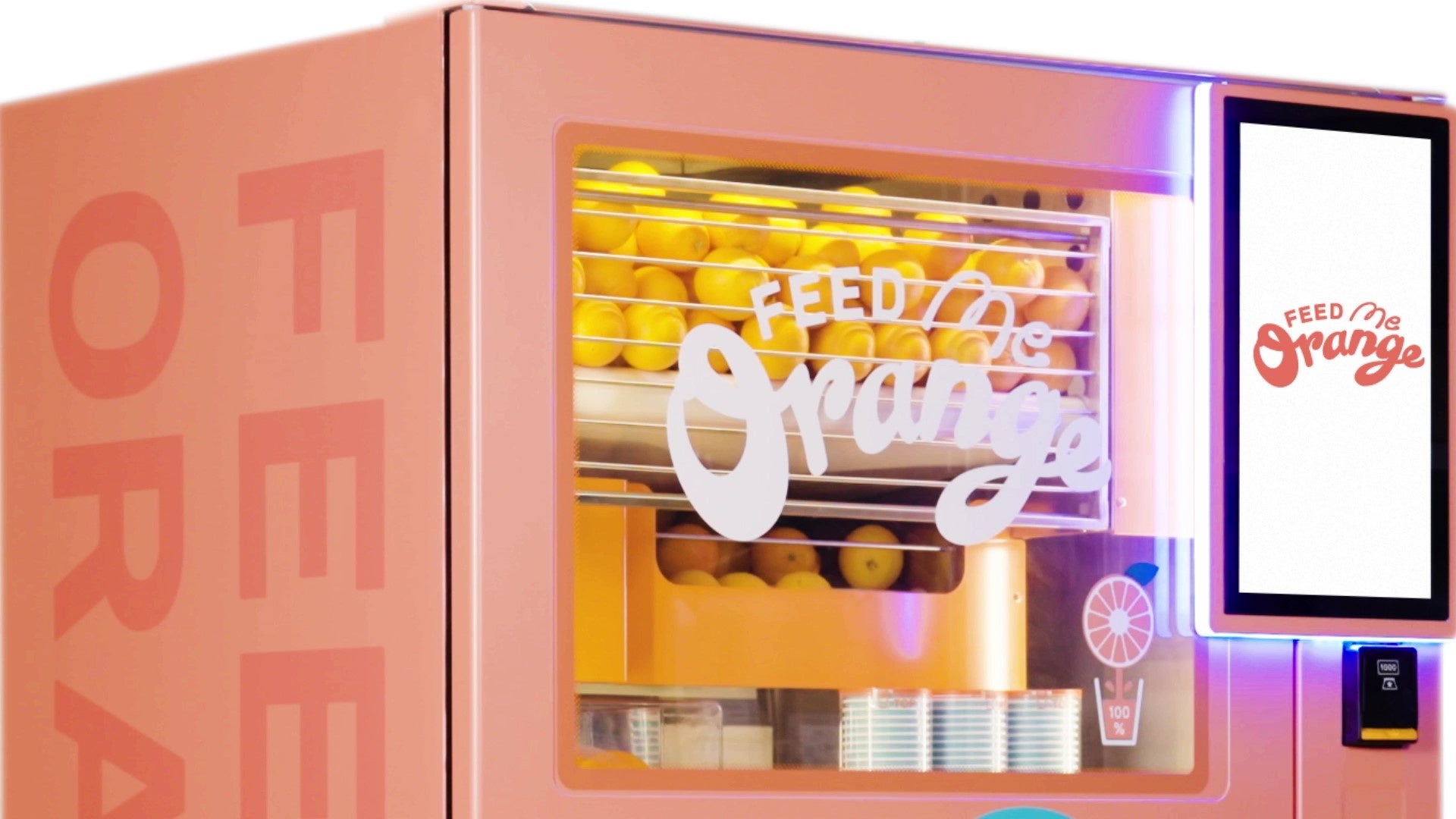 フレッシュな搾りたてオレンジジュースがたのしめる自動販売機「Feed ME Orange」が九州エリアに初進出！