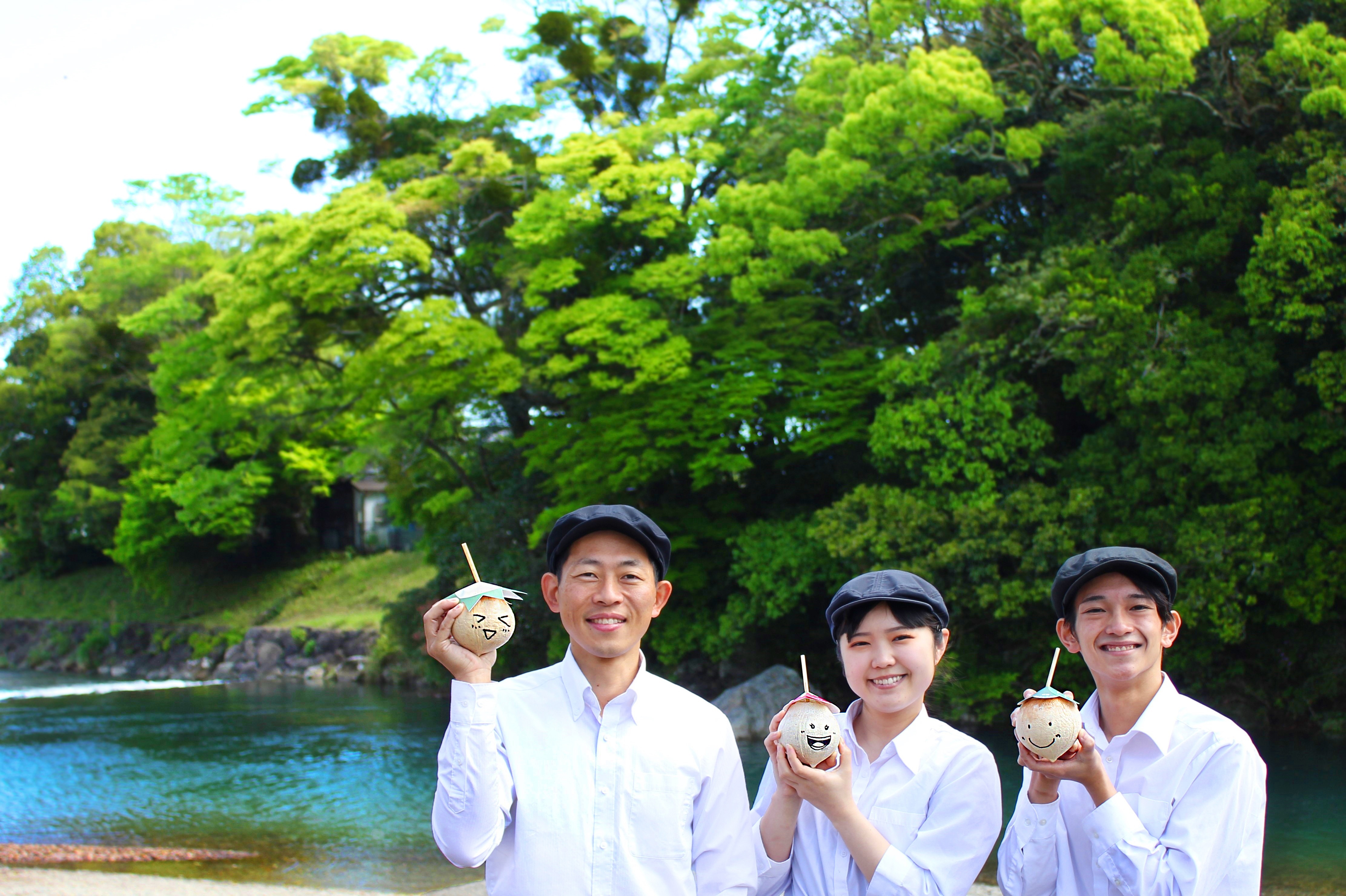 三重県伊勢市のおはらい町にココナッツジュース専門店
「まるごとココナッツ」が期間限定で登場！GWから営業開始