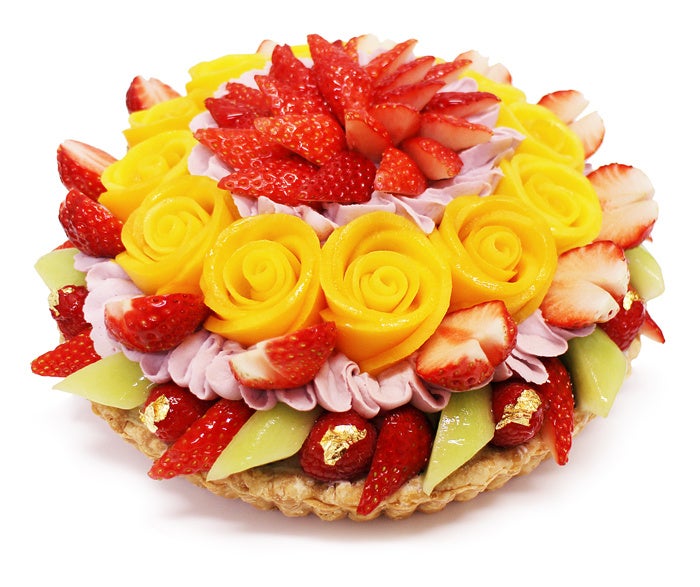 フルーツの花束に思いを込めて！カフェコムサで「母の日限定ケーキ」を展開