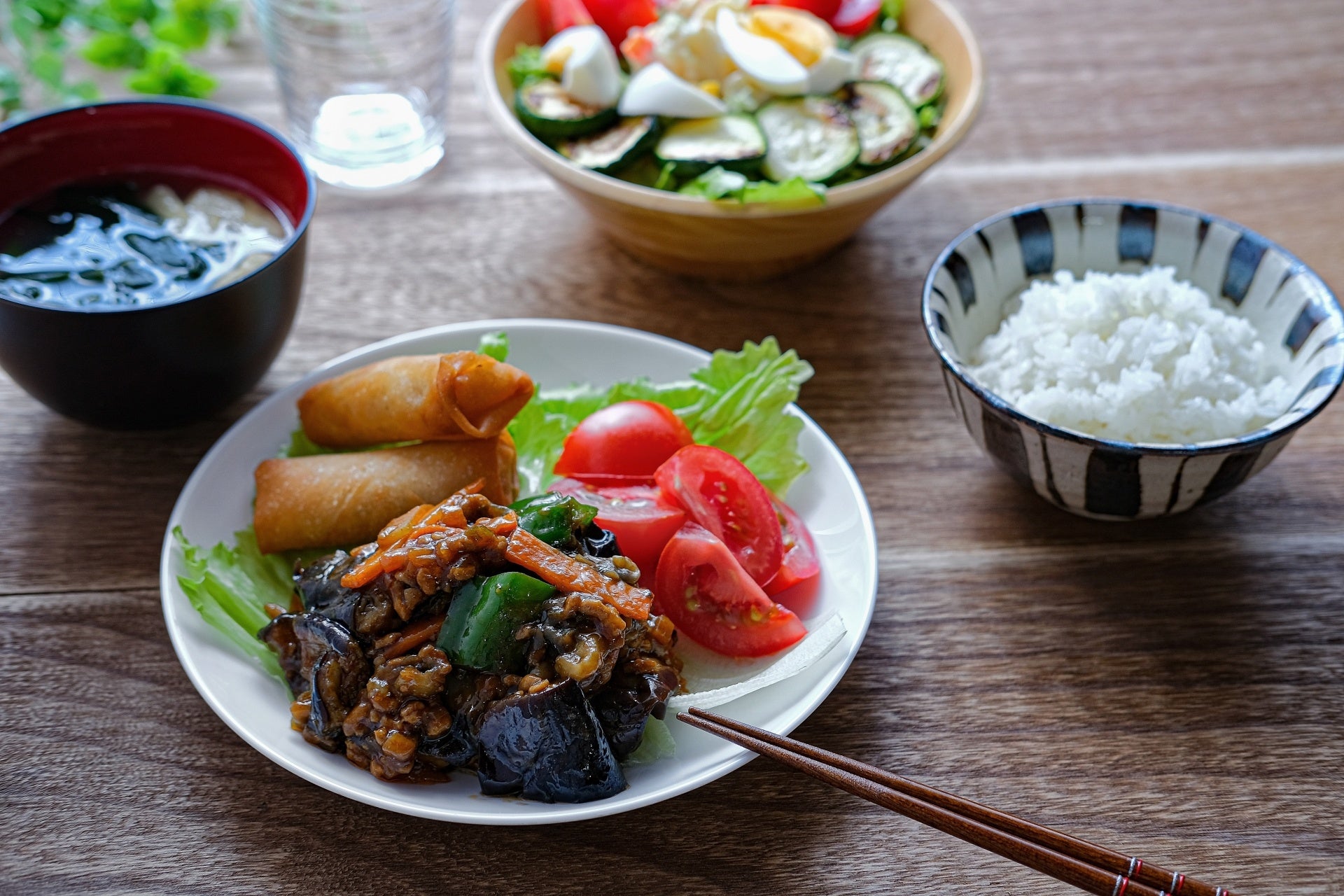 【松屋】ネギ塩ダレがパワーアップ！「ねぎだく塩だれ豚カルビ定食」 発売