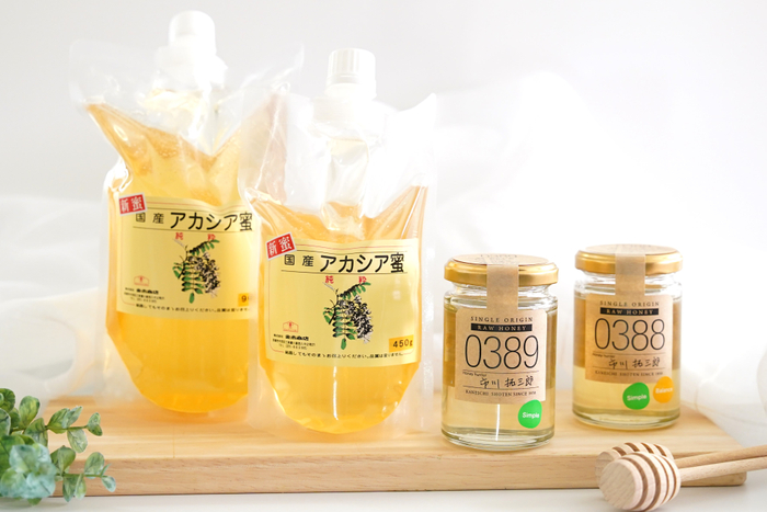 秋田県大館市から採れたてのあかしあ蜂蜜が到着 大容量・国産あかしあ蜂蜜も同時発売