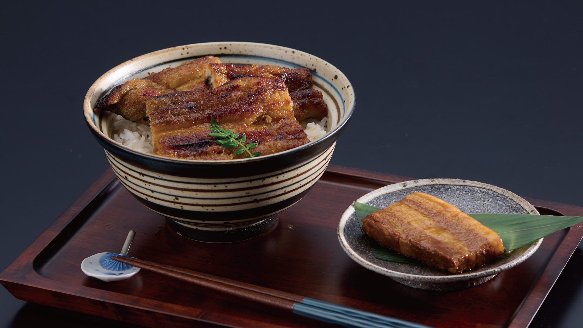 兵庫県福崎町の相沢食産、7つの食材を使った新作納豆シリーズ「特選NATTOシリーズ」を発表