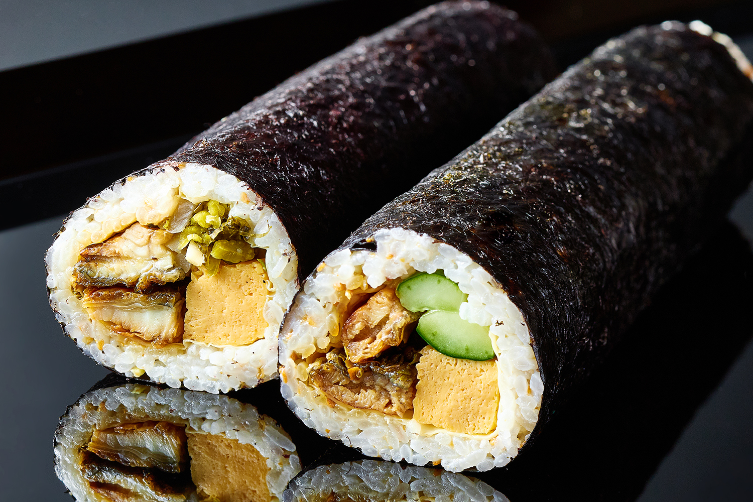 鰻、鮑、鮎　夏の美味を炊き込み御飯、巻寿司に仕立てた
「京都吉兆　夏の御飯シリーズ」