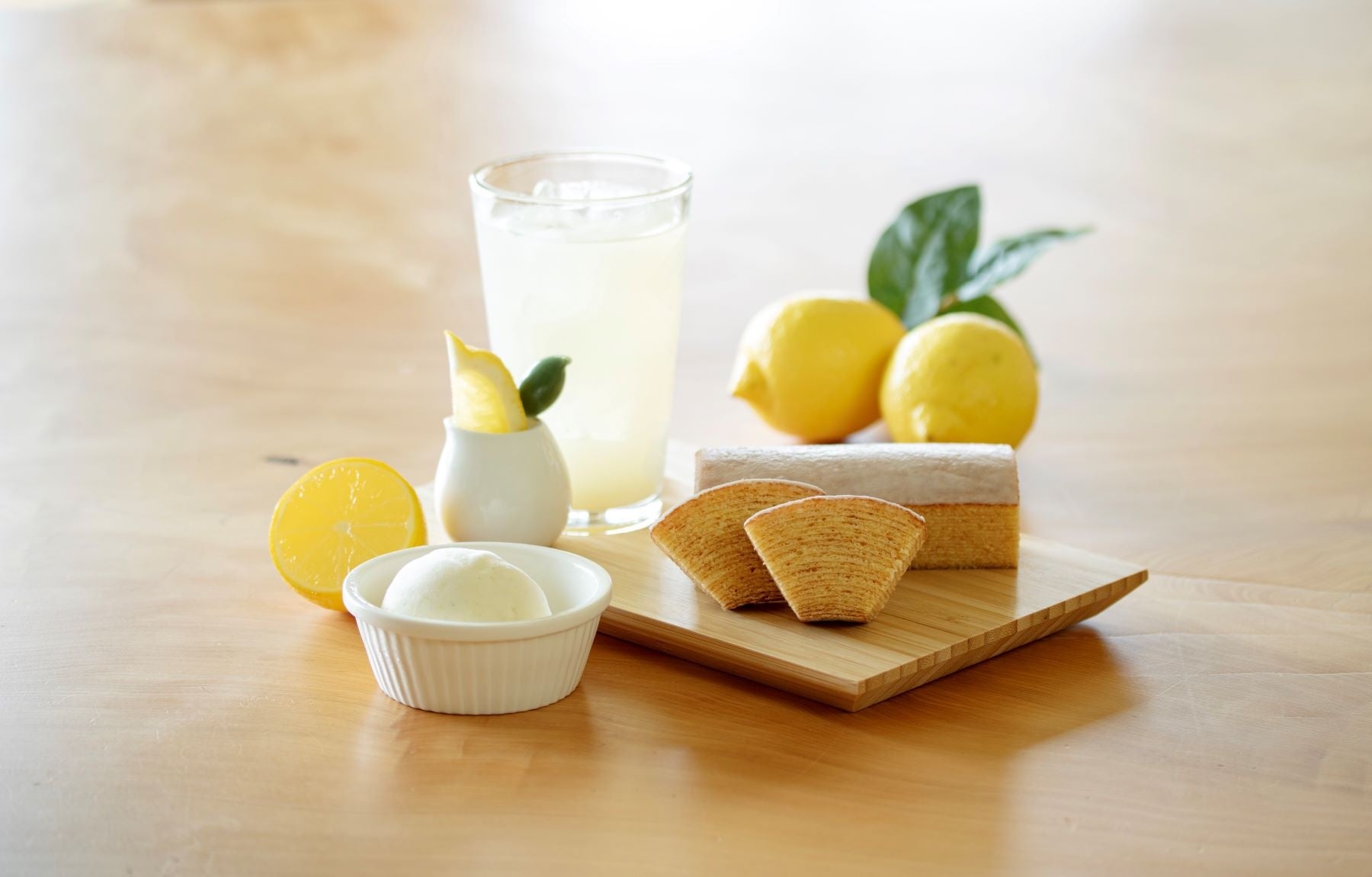 さわやかなレモンの風味で夏を楽しむ！「檸檬ばあむ」「レモンパイ」「ブリオッシュれもん」など、美十が手掛ける4ブランド・9つのレモンスイーツとドリンクが大集合！