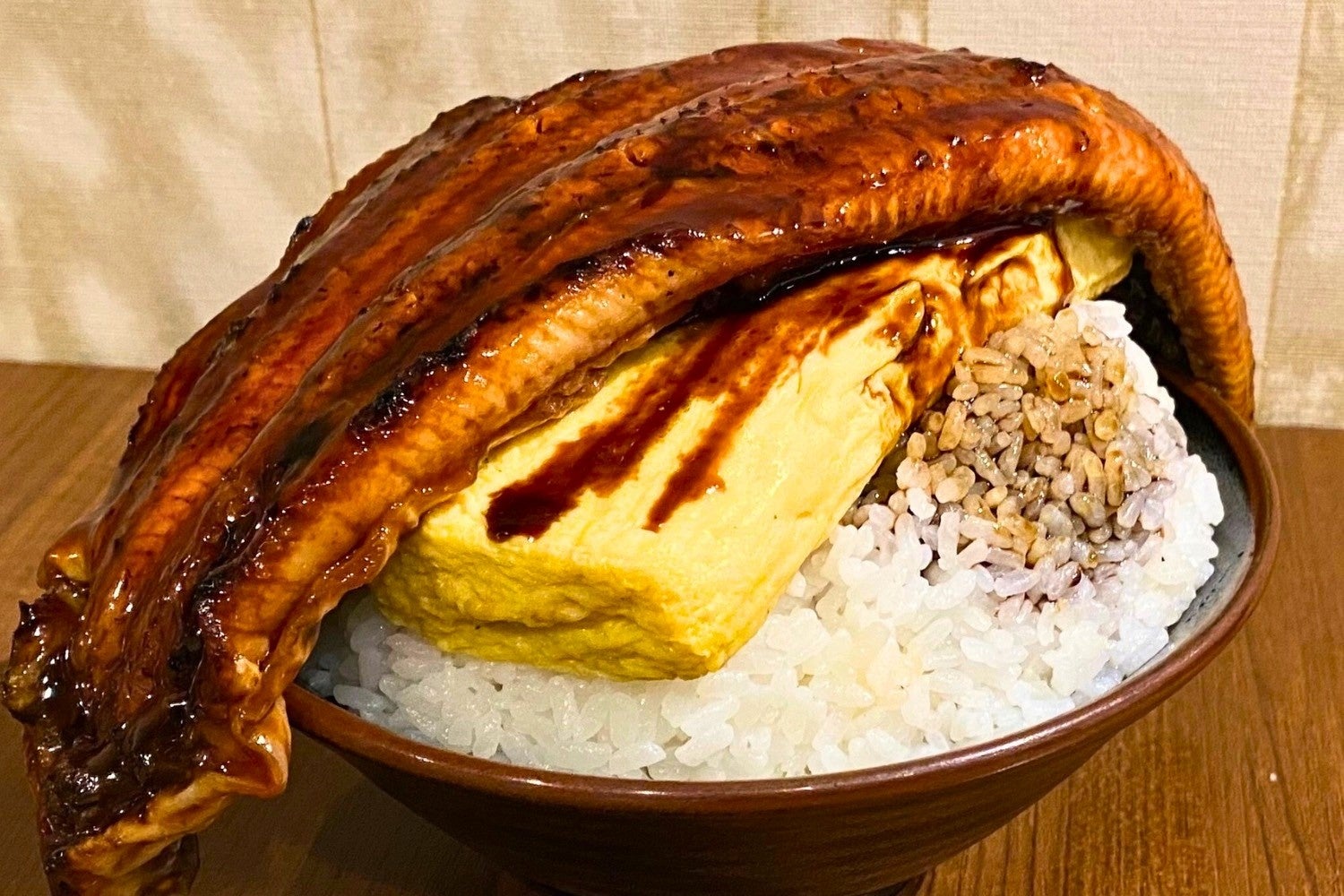期間限定値下げ！総重量1,5キロのうな玉丼をお得に食べられるチャンス！【北海道海鮮 にほんいち】