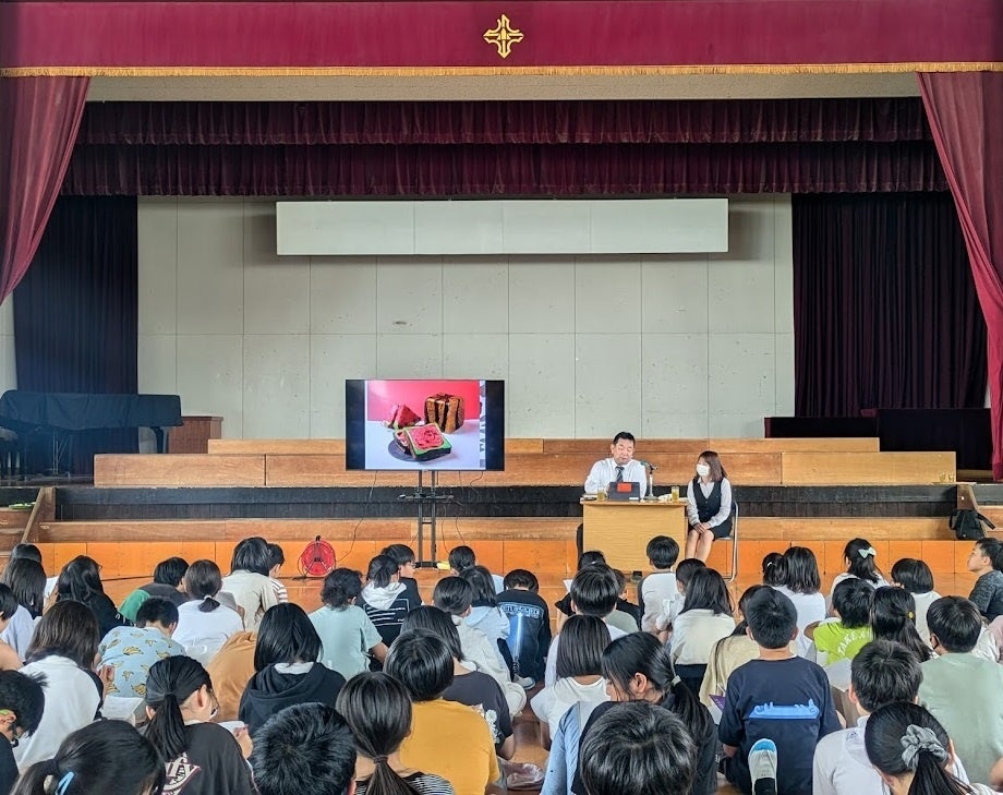 飛騨高山の老舗和菓子処『稲豊園』より第三弾となる
ハロウィン和菓子『It’s 妖(よう)Time!』を
10月17日(木)から10月31日(木)まで期間限定販売！