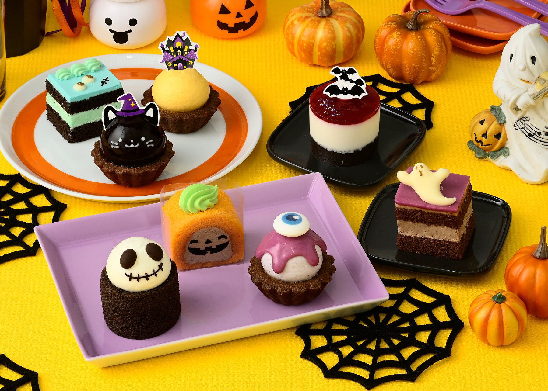 【銀座コージーコーナー】“こわカワイイ”ハロウィンスイーツ「JOYJOYハロウィンパーティー（8個入）」を10月25日から発売