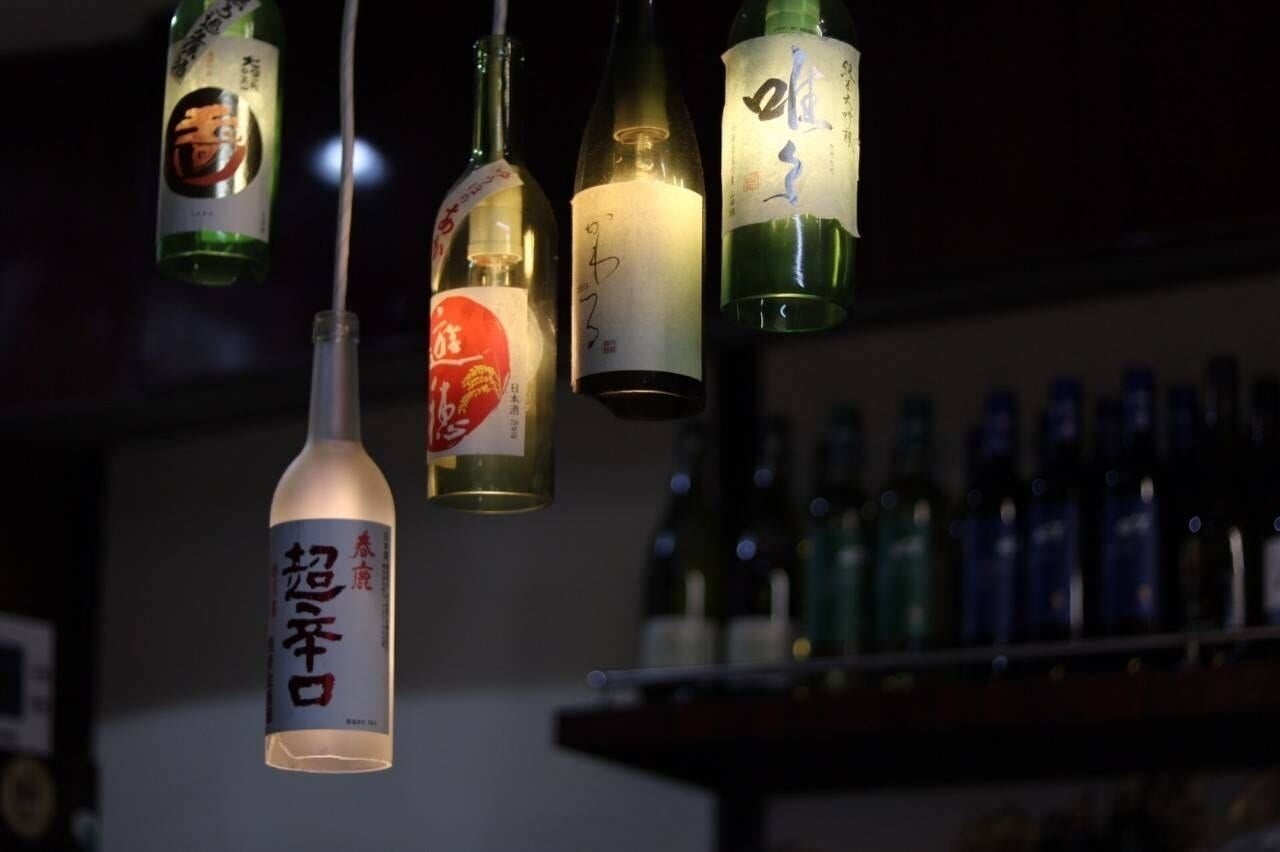 大阪の居酒屋「酒やのまえだ」新メニュー、バブルジェネレータを使ったヒレ酒を新開発！