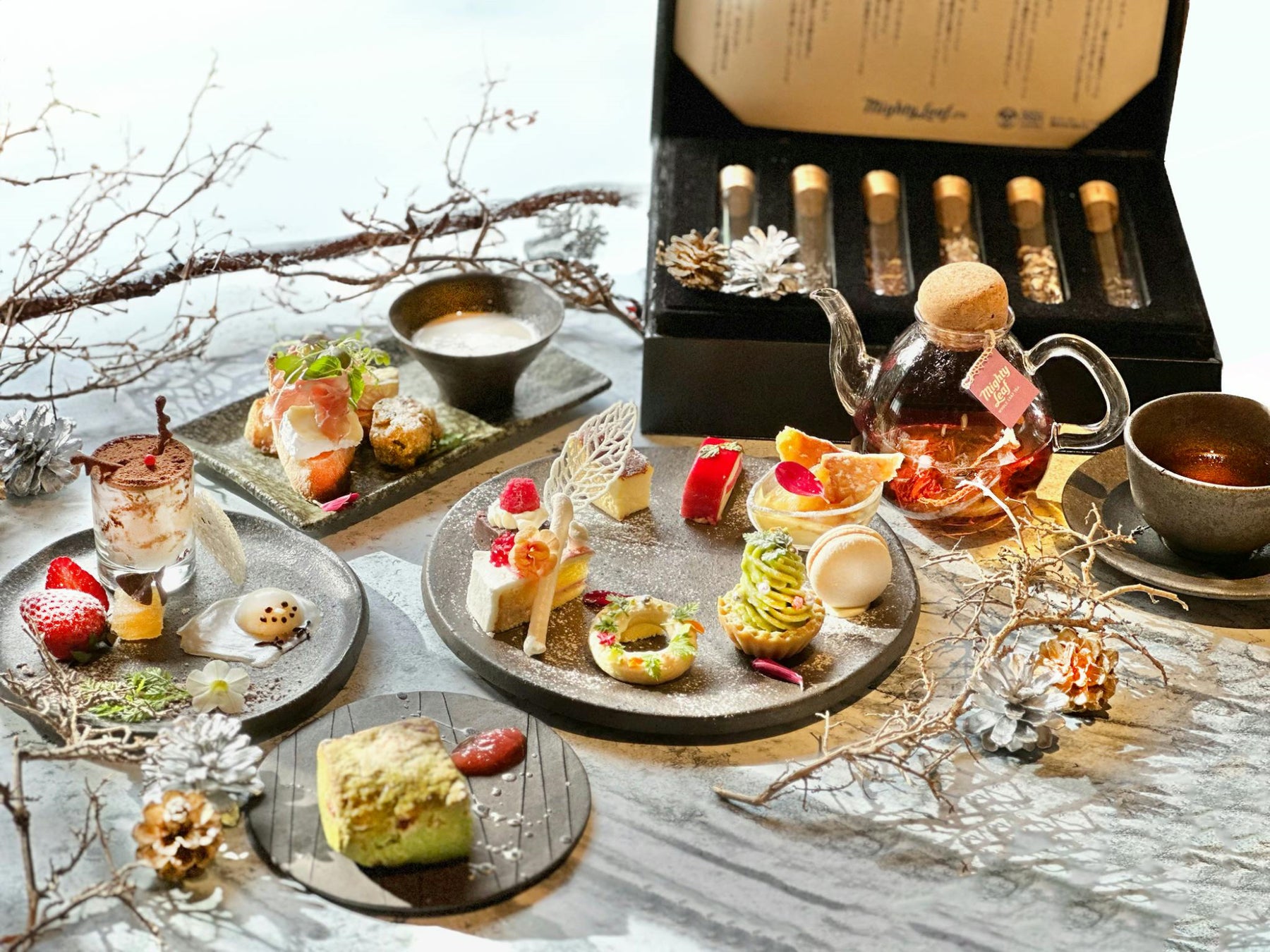 【NIPPONIA HOTEL伊賀上野 城下町】期間限定の”White X’mas Afternoon Tea Set”販売開始！｜12月7日から1月27日の週末と月曜日限定