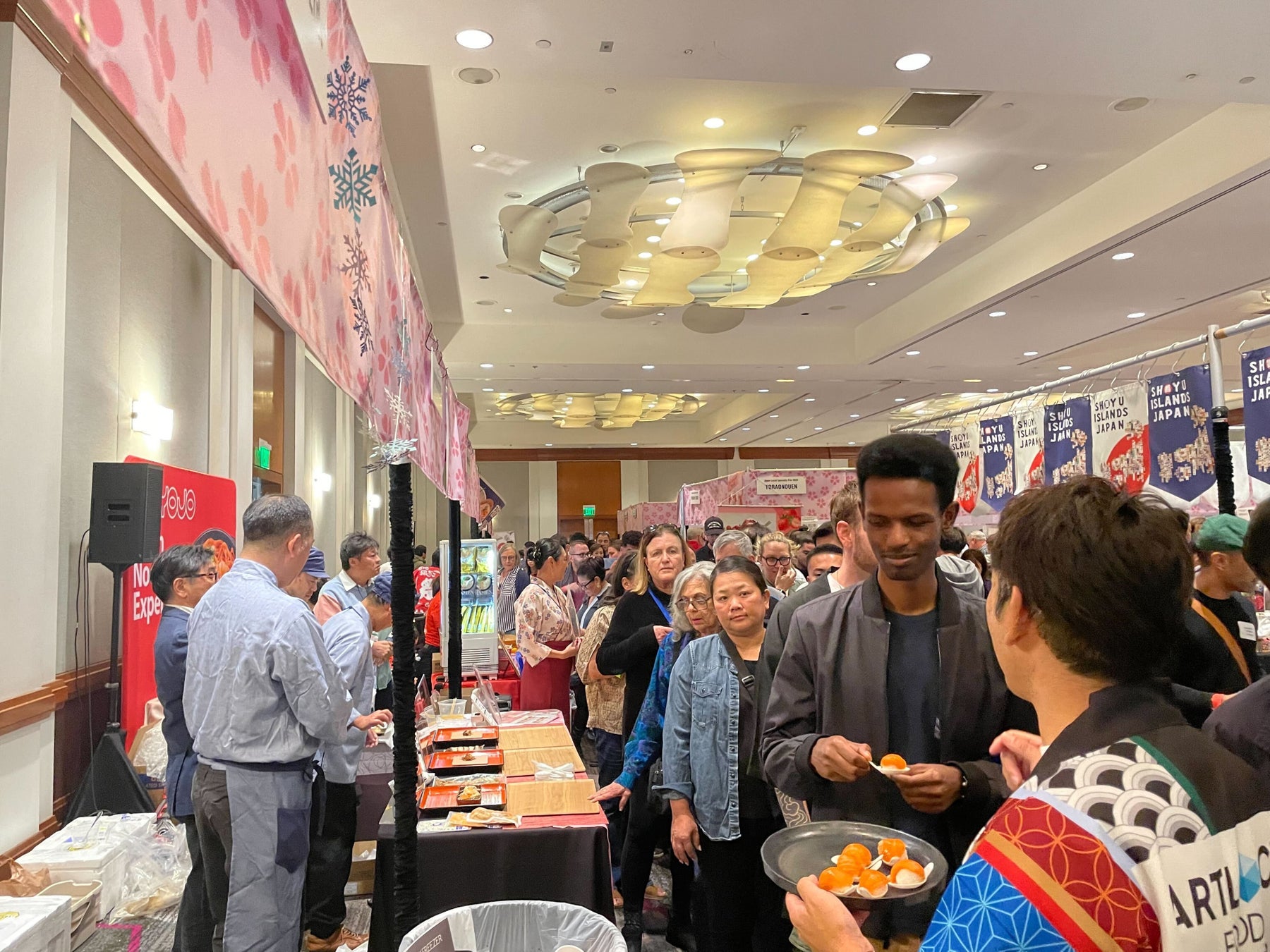 デイブレイク、アメリカ・NYとLAで開催された「2024 JAPANESE FOOD EXPO」で冷凍寿司3000個を提供！