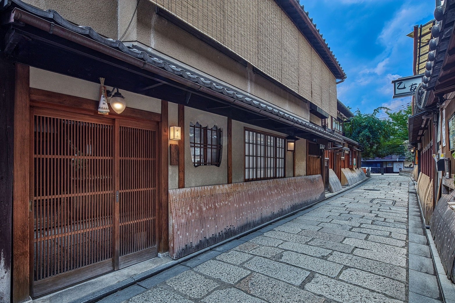 『きょうの料理』12月号　好評発売中！ 今年の年末年始特集は「堀江家の世代を結ぶおせち＆ごちそう」です。