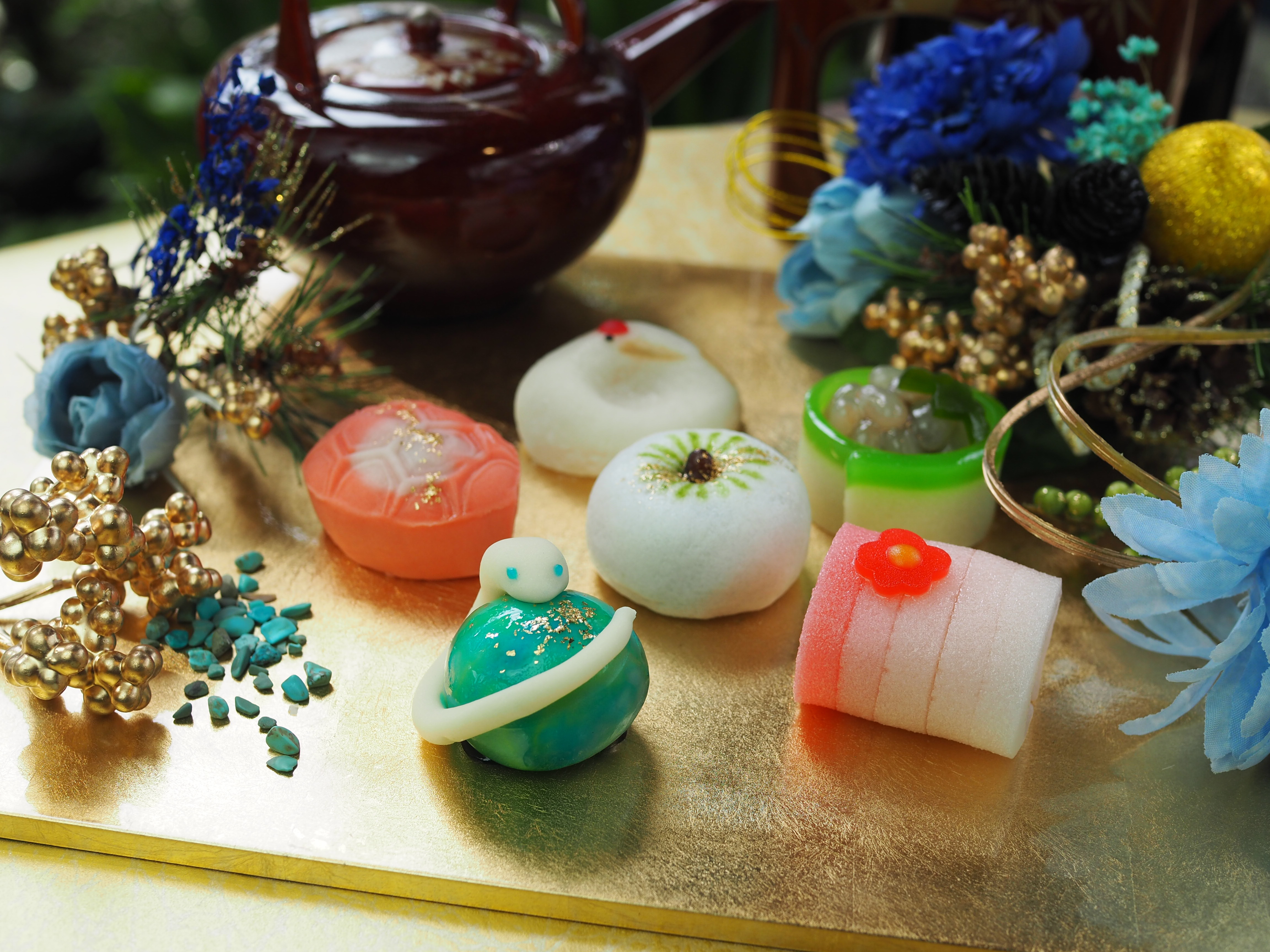 【新商品】美しいカラーガラスが魅せる、洗練されたデザインの耐熱ガラス製マグカップが新登場。