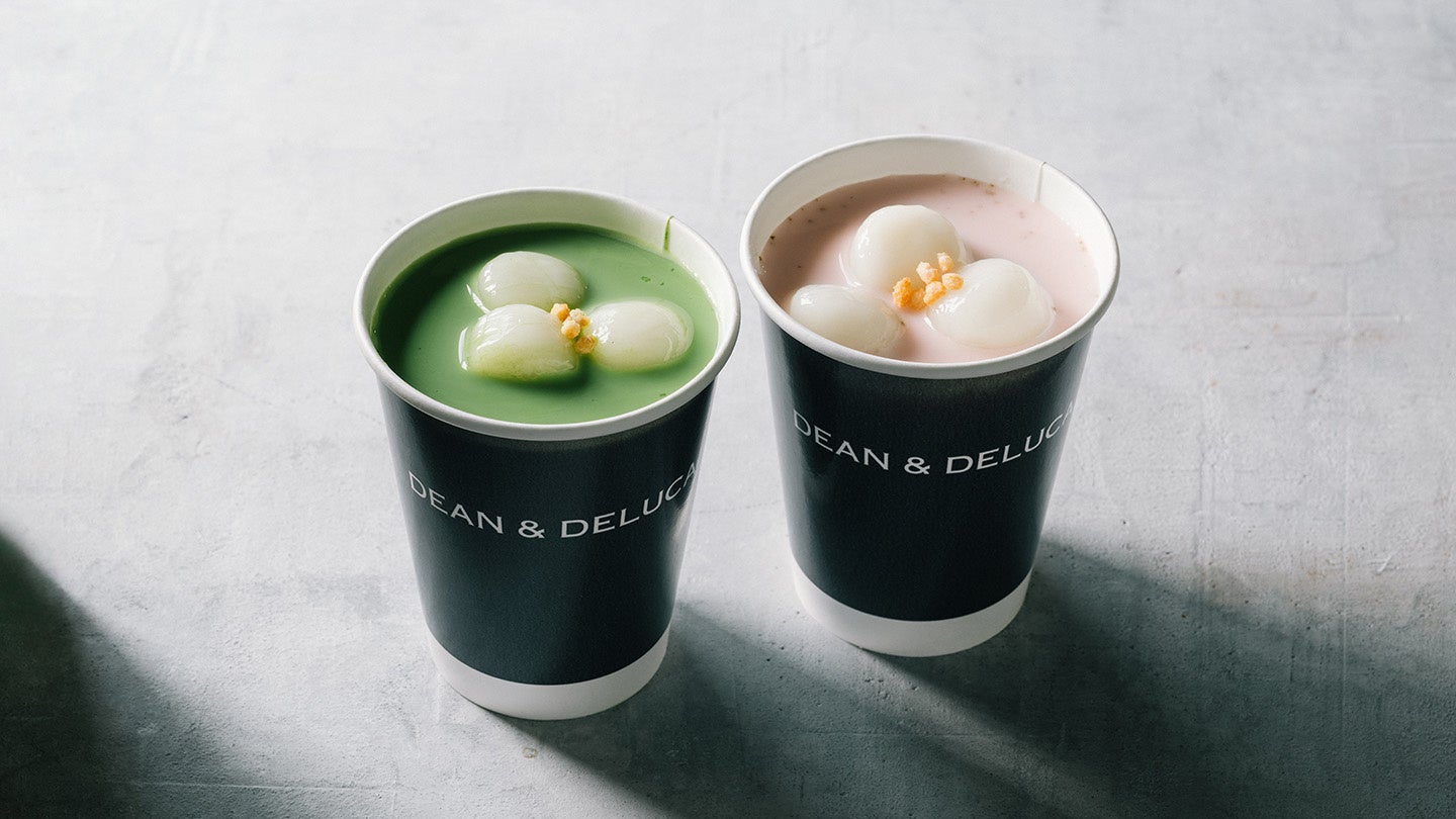 【DEAN & DELUCA】シーズナルドリンク 初の桜フレーバー登場 新春を彩る2色の「祝いしるこ」と冬の定番「ゆずジンジャーアップル」