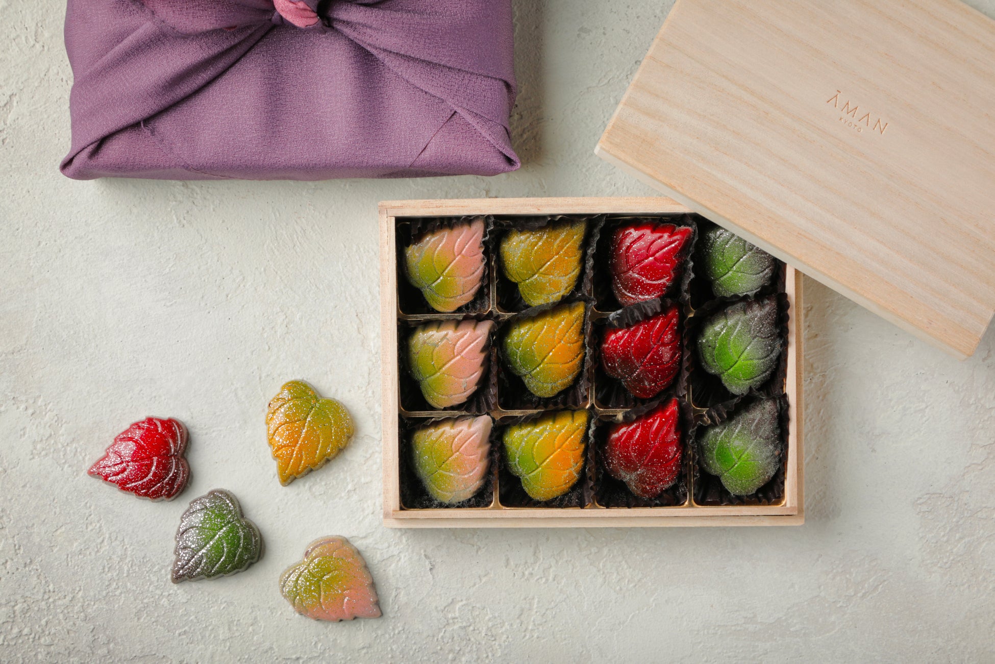 『すみっコぐらし×MOMI&TOY’S』がコラボレーション！ 2/1（土）より、すみっコたちをイメージしたクレープとドリンクを販売します