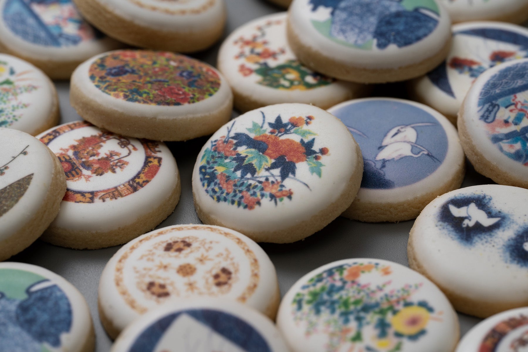 2/22”猫の日”を記念して「猫カップくず餅」「猫あんみつ」を一部店舗・公式オンラインショップにて販売開始