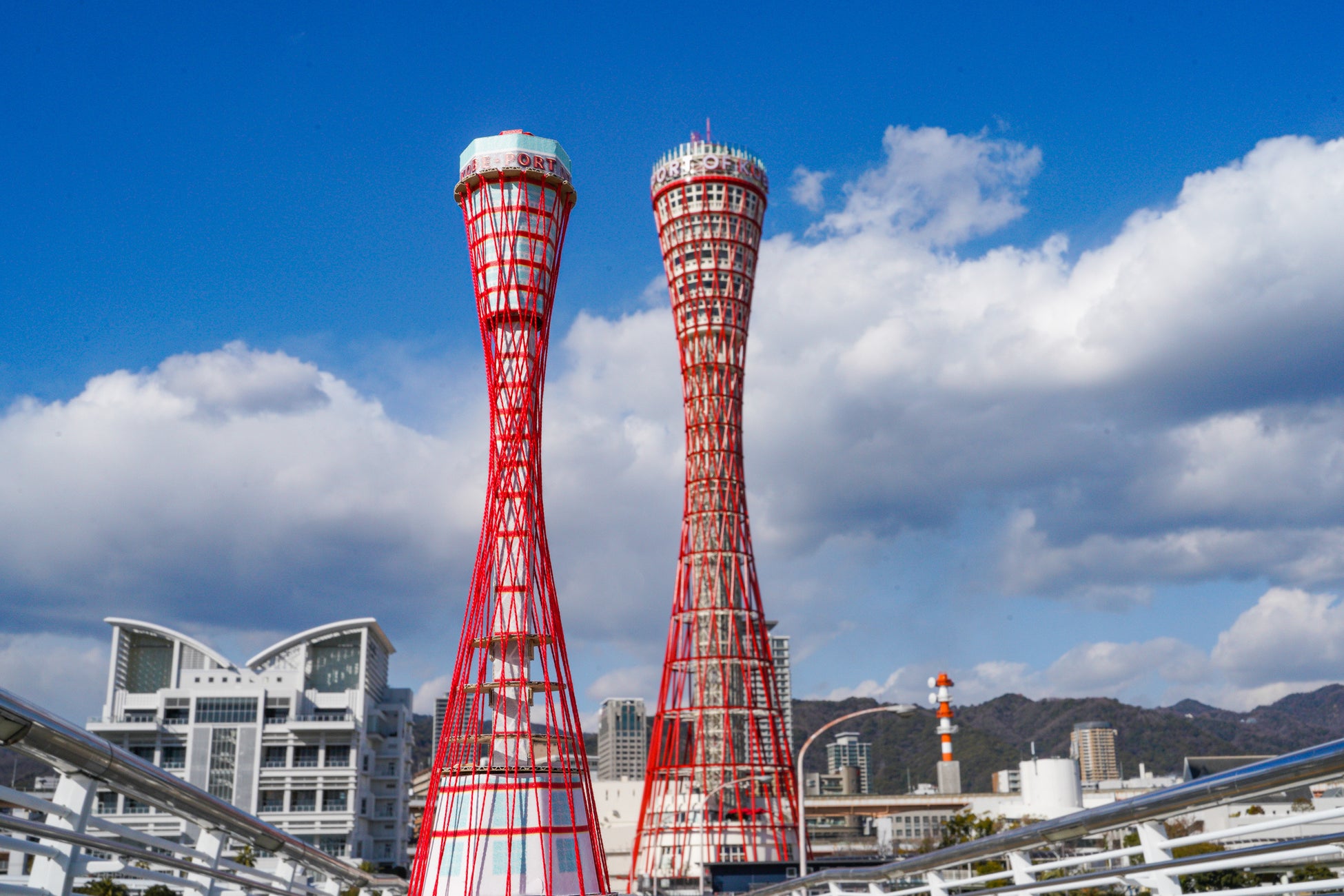 ここでしか食べられない！ ドラゴンクエスト×COREDO室町 オリジナルメニュー 「チョコバナナパンケーキ～ちいさなメダル仕立て～」　「日本橋だし場 はなれ」にて2月1日新発売