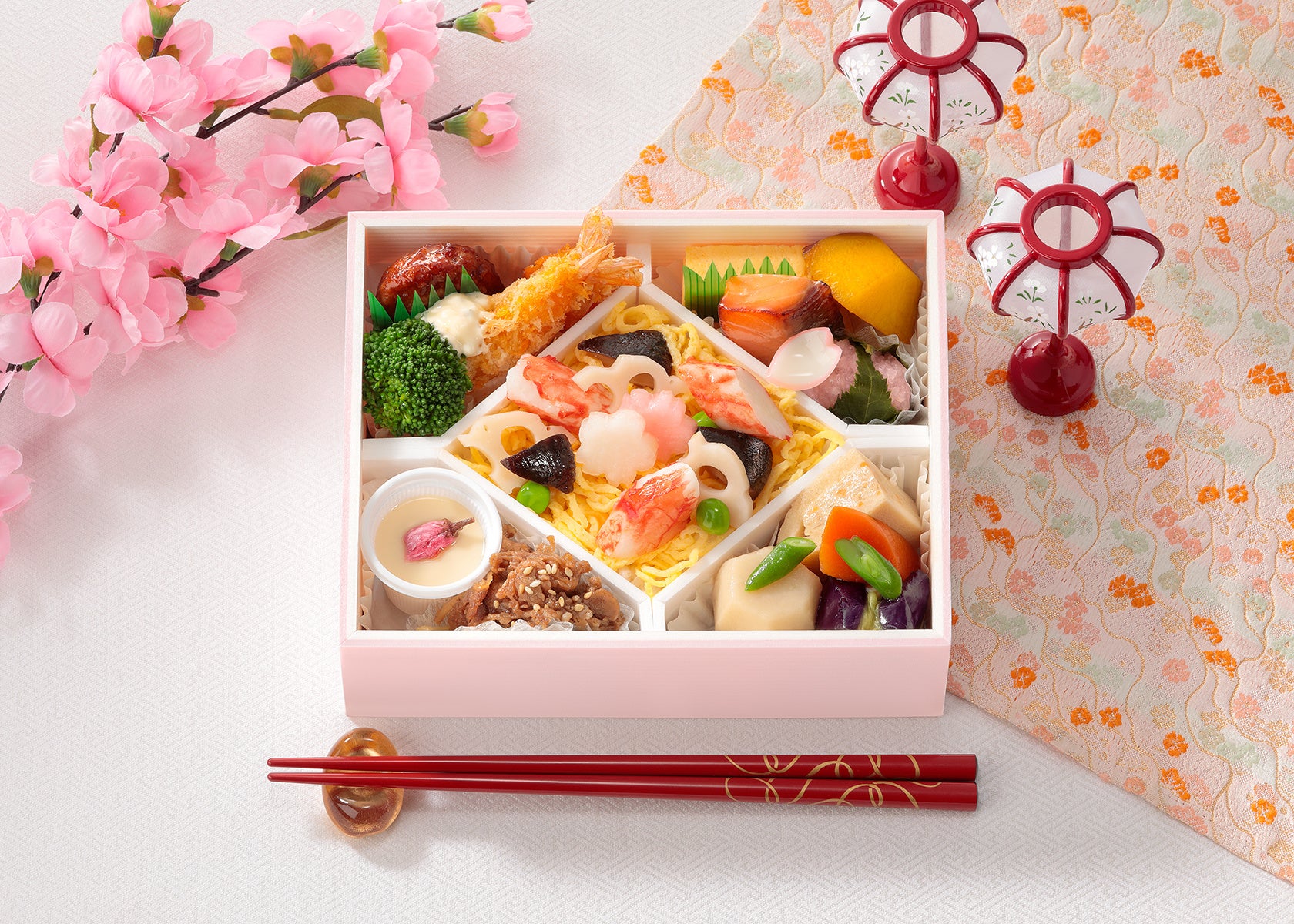 天丼てんやの春期間限定商品が登場！桜海老・鰆(さわら)・釜揚げいりこで彩り華やかな『桜海老と鰆の天丼』2月13日(木)より販売開始