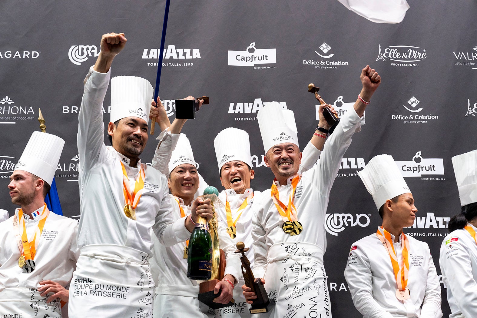 2/26「シュウマイの日」に先駆け、ベストシュウマニスト・シュウマイオブザイヤー発表&表彰式、パーティを2/21(金)に開催。SNSキャンペーンも実施。