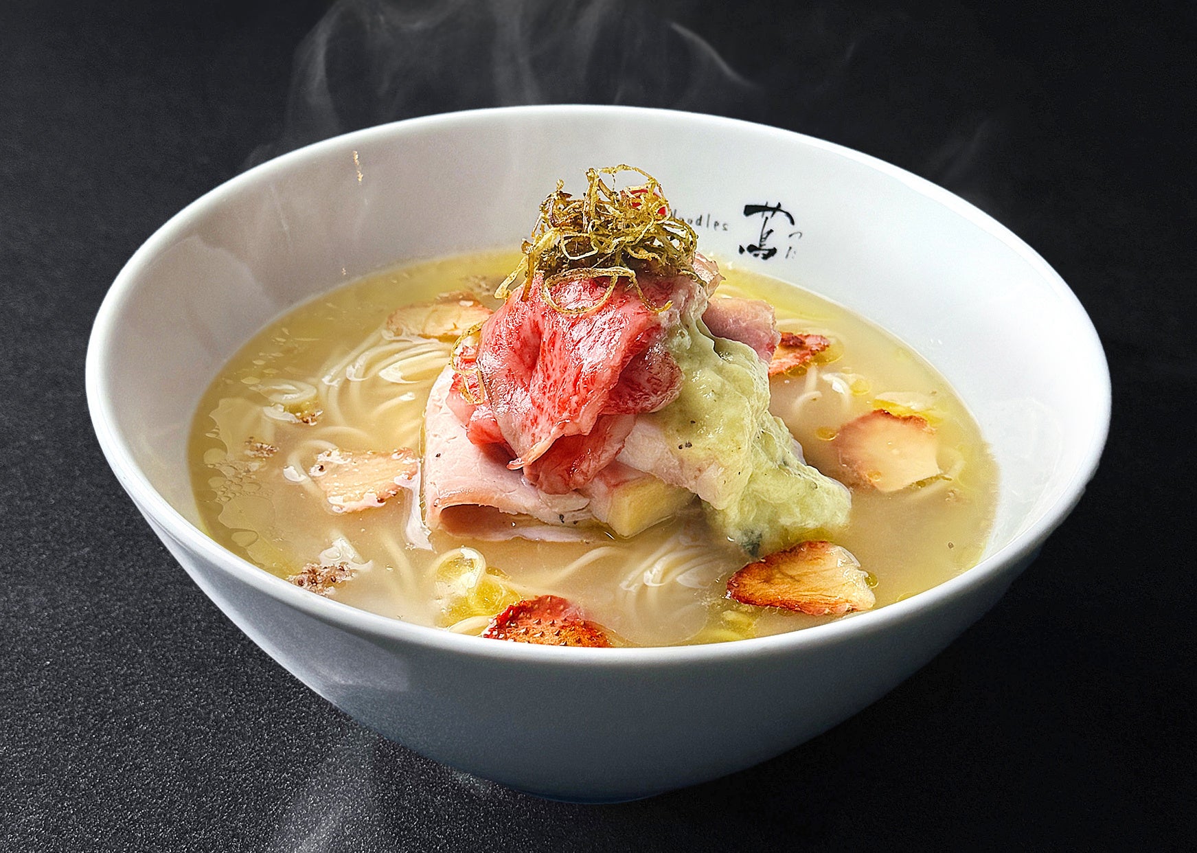 【Afternoon Tea】お花のアートで彩る「春色のティータイムギフト」が新登場!数量限定のオリジナル “国産紅茶” や、3種の味わいを楽しむ “バターサブレ缶” など