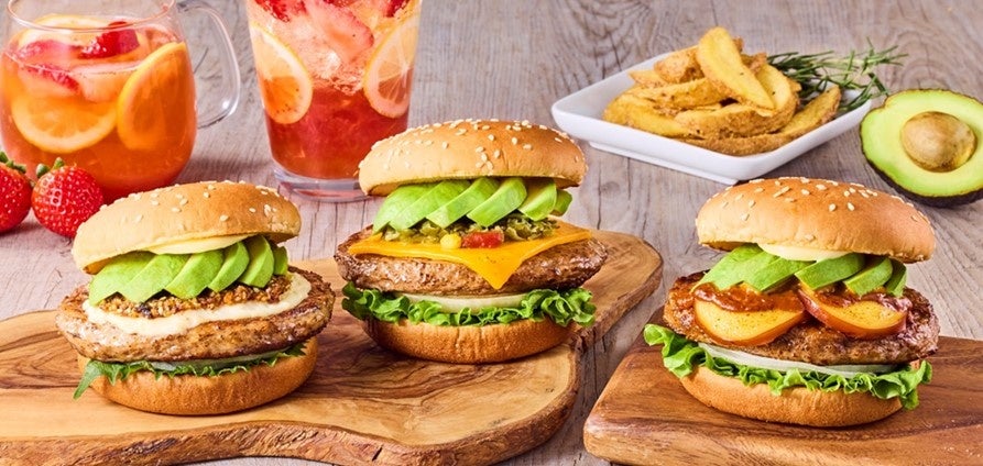 熊本県の“うまかもん”を贅沢に詰め込んだ、コラボレーションスイーツを堪能！「くまもとモン アフタヌーンティー」4月1日（火）～5月31日（土）