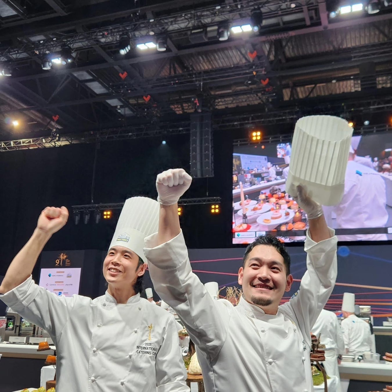 バレンタインは大切な人と自分へのご褒美に。Remake easyオリジナルBean to Bar Chocolate使用の2月限定「クランベリーと凍頂烏龍薫るビーントゥバーチョコレートパフェ」登場!